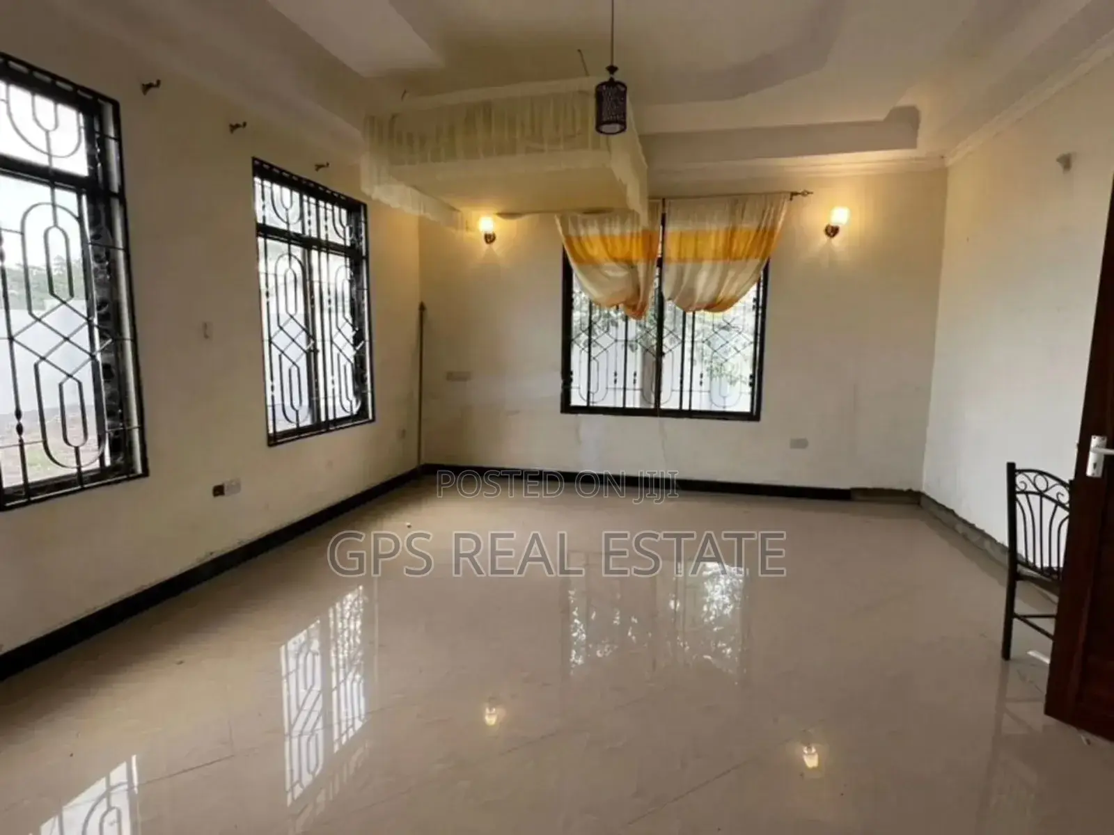 4bdrm House in Mbweni Kiembeni, Kinondoni for sale in Kinondoni
