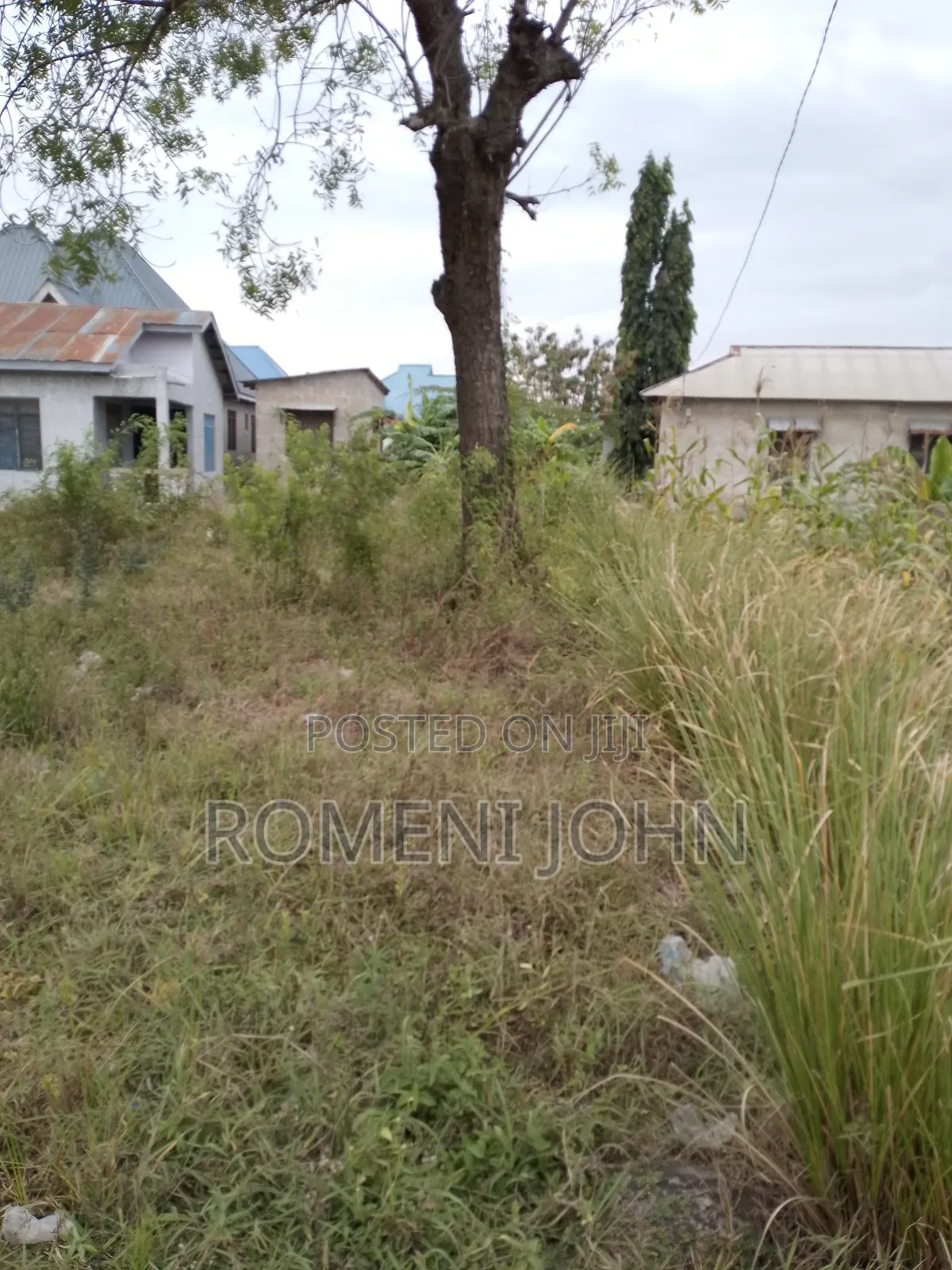 Kiwanja Sqmita 150 Kinauzwa Milioni 4 Majohe Chuo Rada. in Ilala