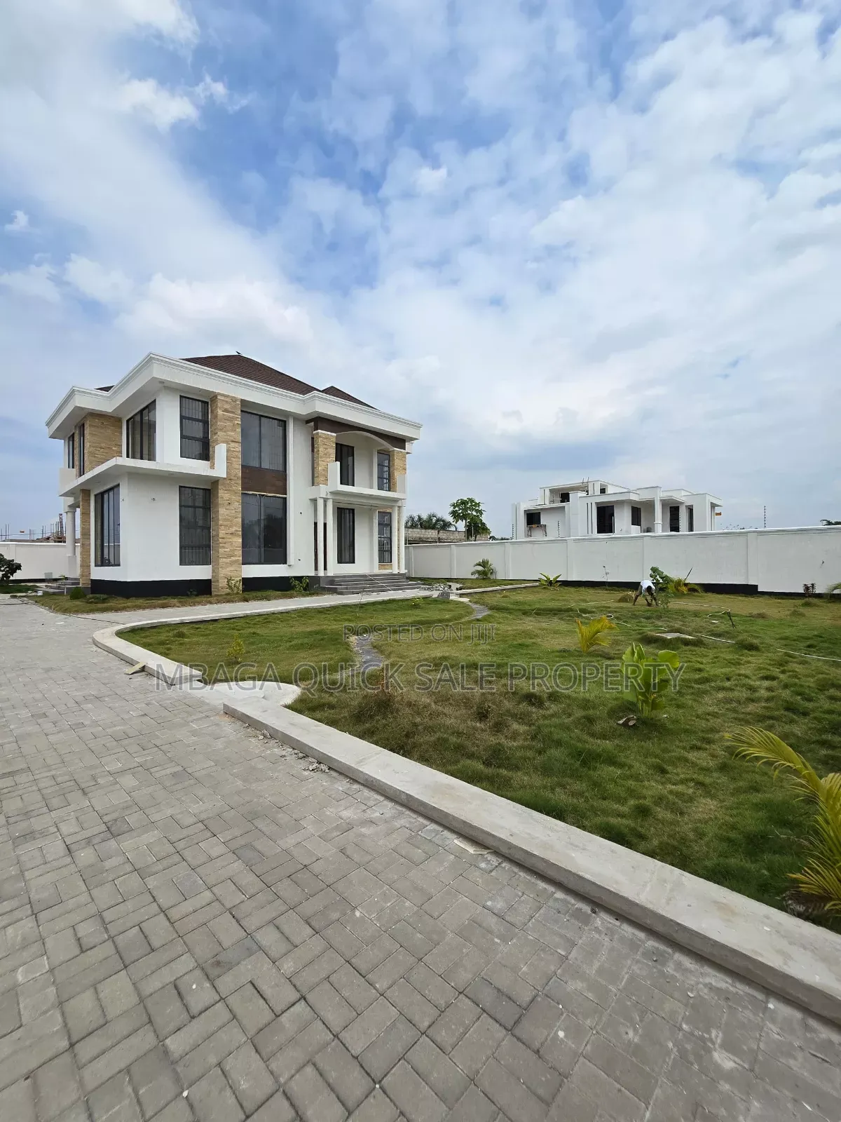 4bdrm House in Mbweni Mpiji for sale in Mbweni