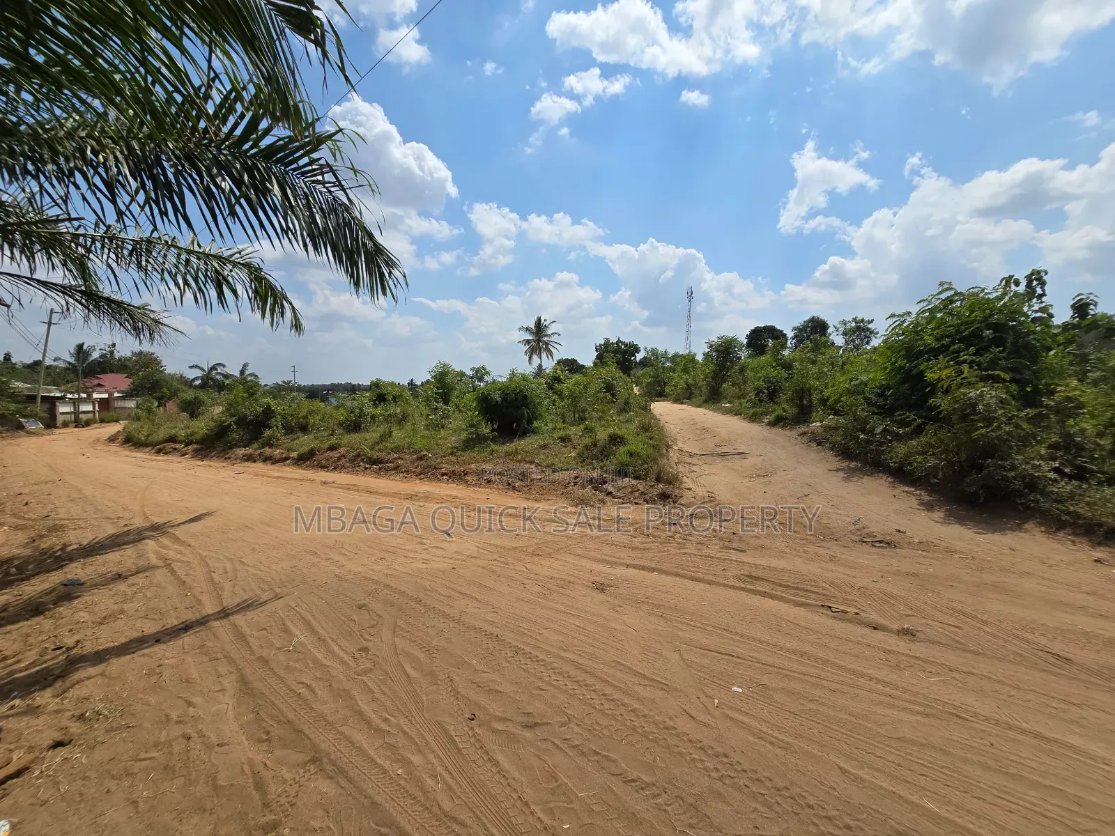 Plot Inauzwa Ipo Goba Majengo in Goba