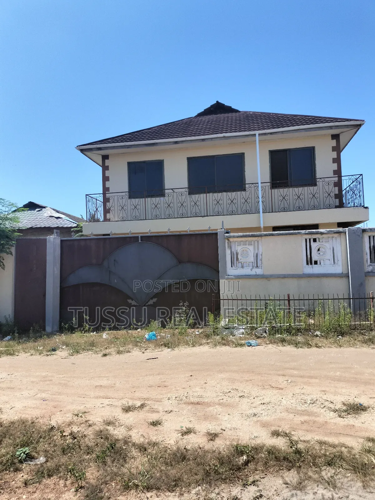 5bdrm House in Ununio Beach, Kinondoni for sale in Kinondoni