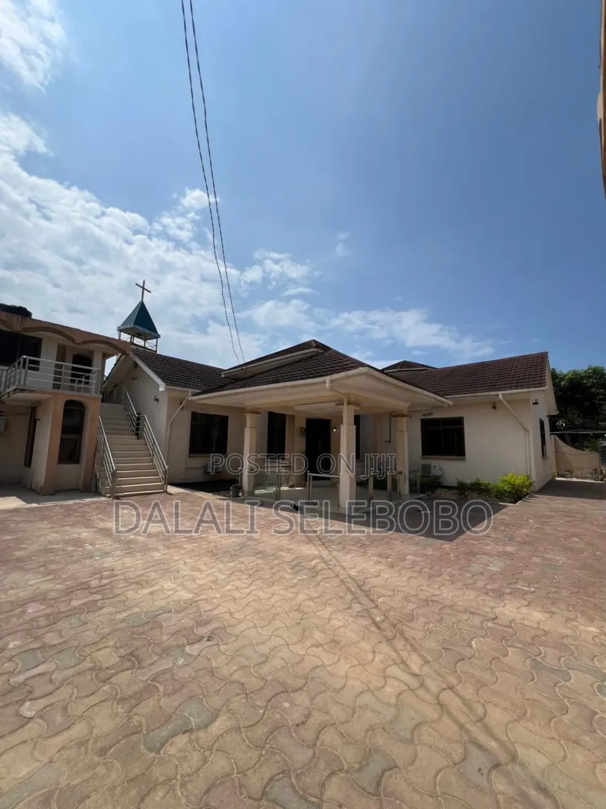 4bdrm Penthouse in Ununio, Kinondoni for sale in Kinondoni