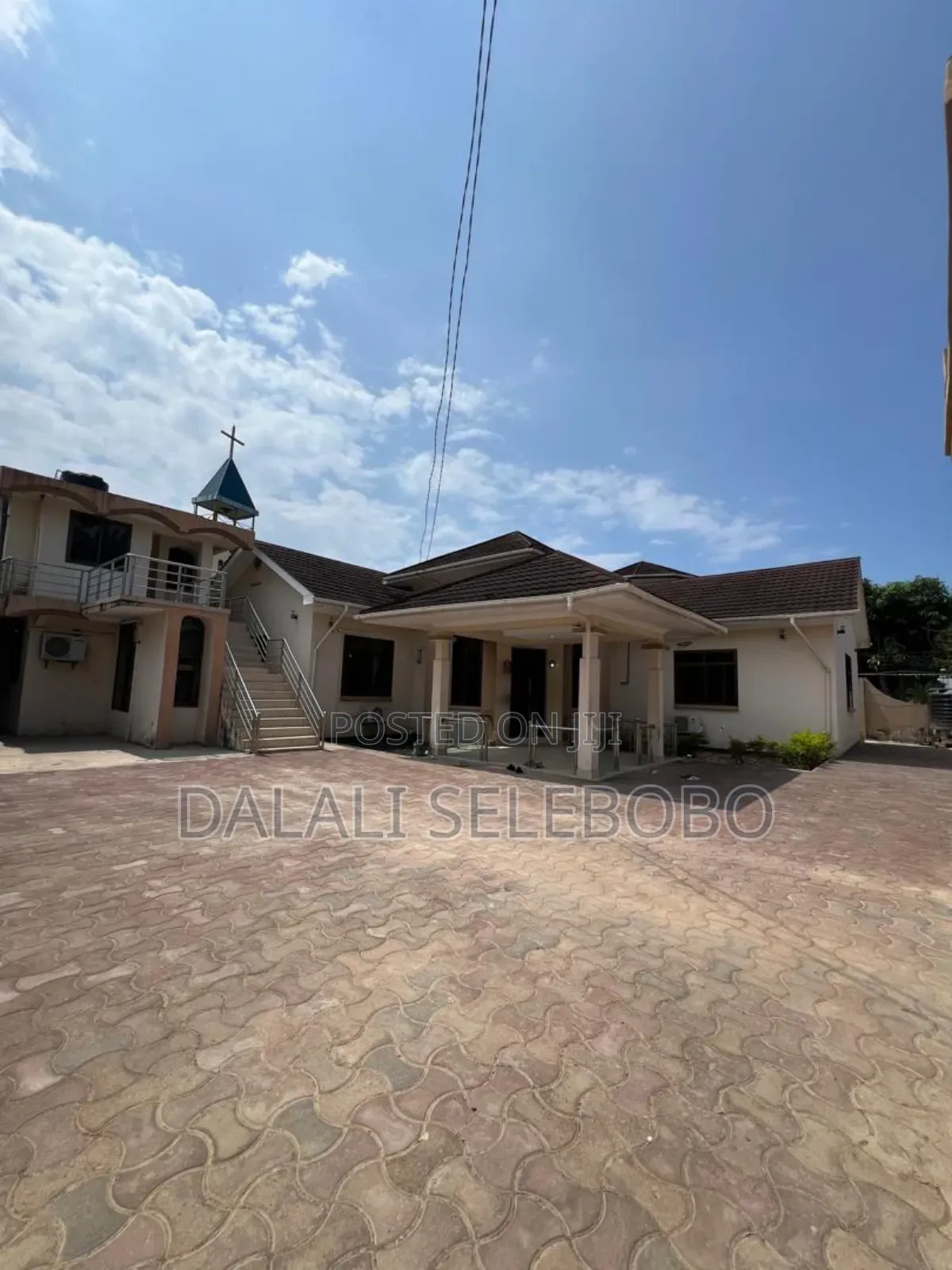 4bdrm Penthouse in Ununio, Kinondoni for sale in Kinondoni