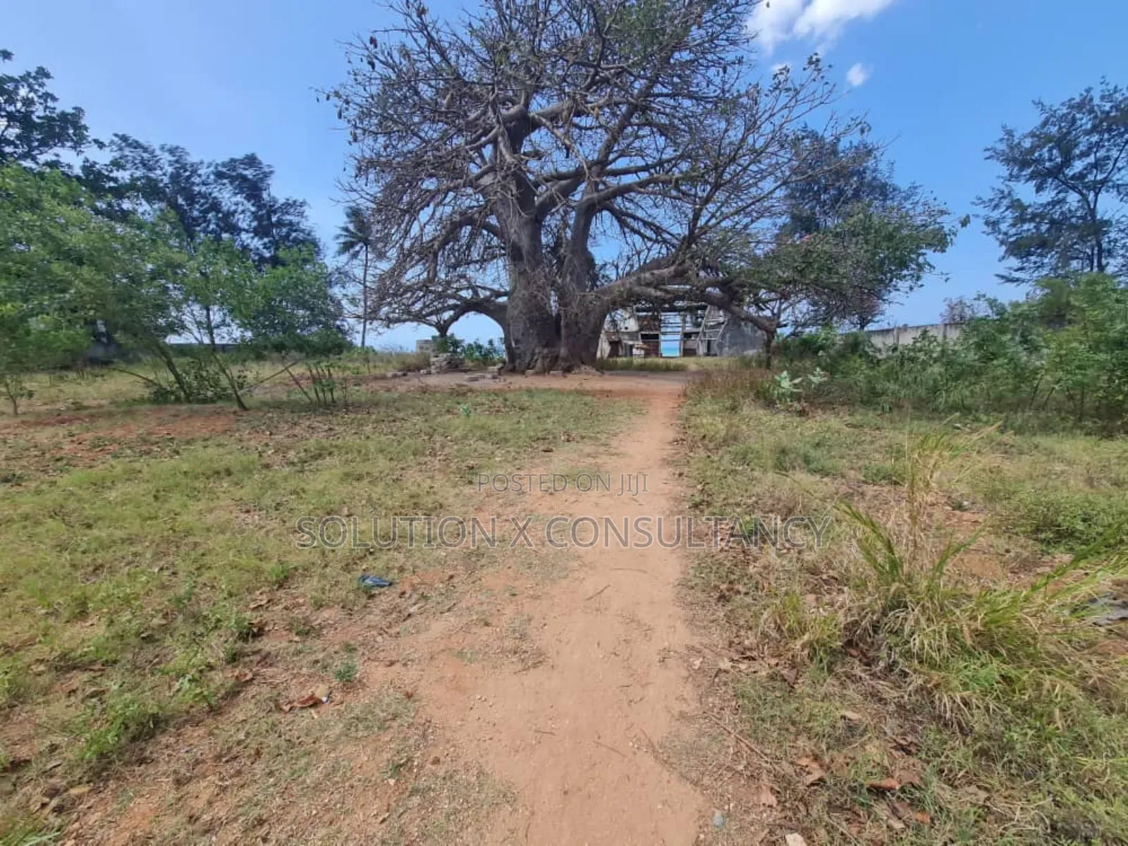 Beach Plot for Sale at Bahari Beach in Mlimani