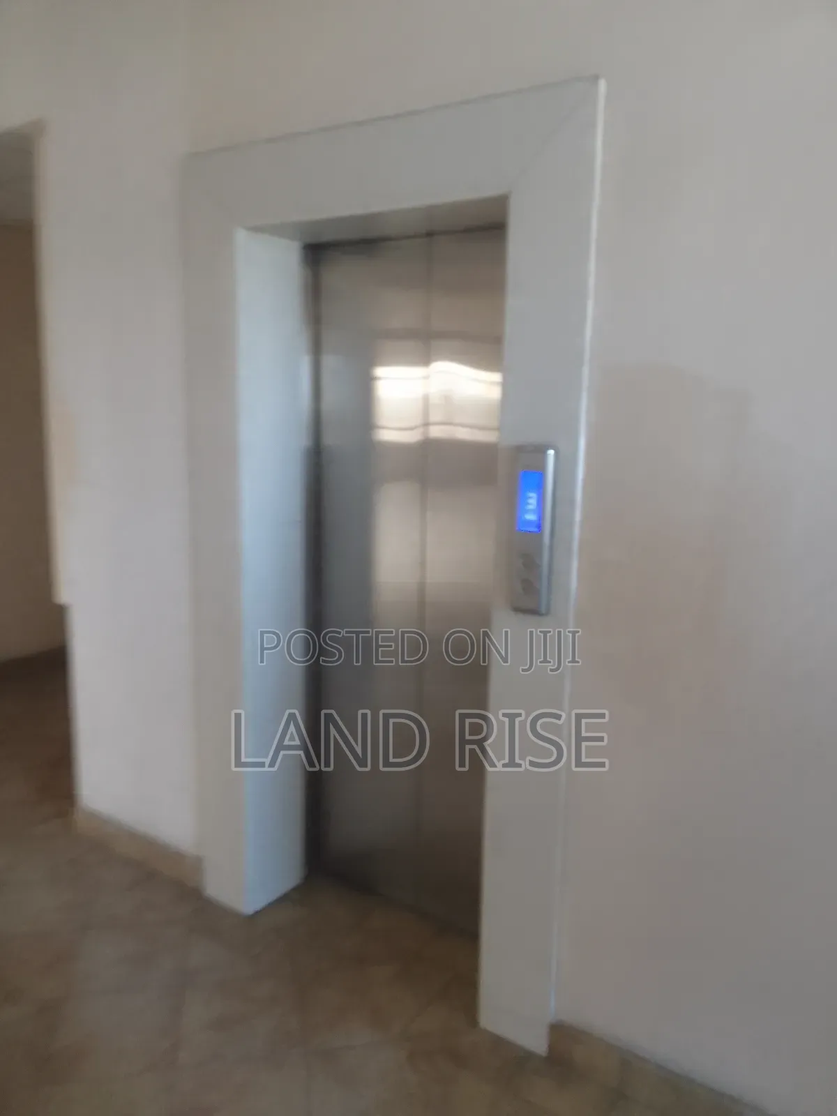 300 SQM Office Space in Tabata in Tabata
