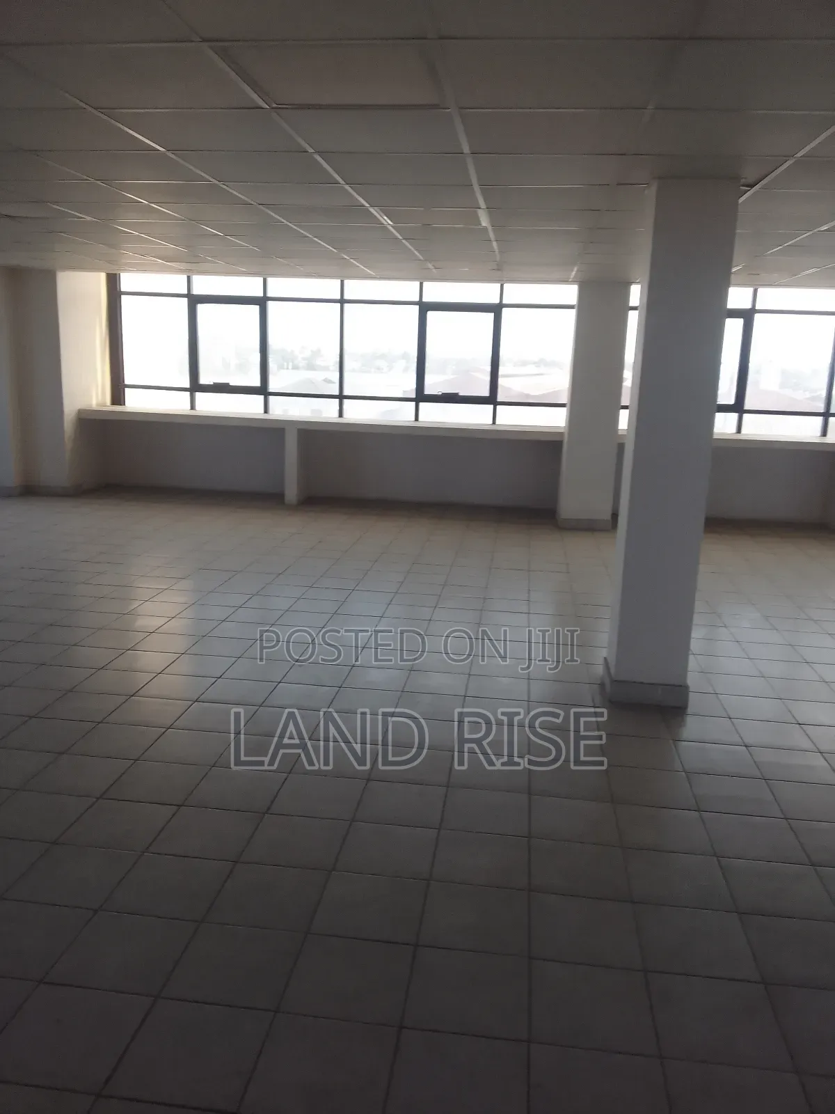 300 SQM Office Space in Tabata in Tabata