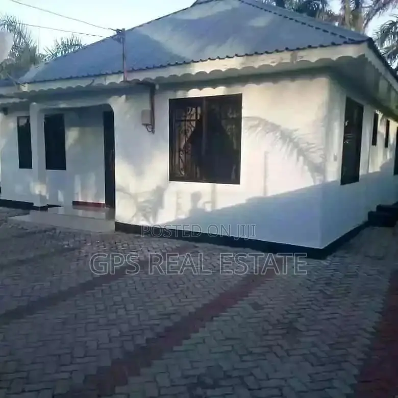 A Very Good House For Sale in Kigamboni