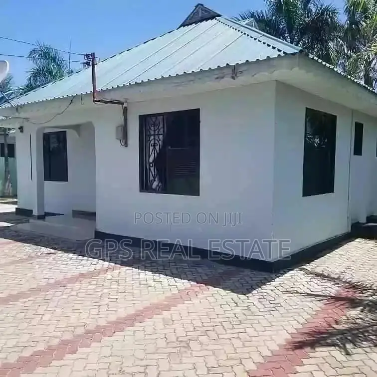 A Very Good House For Sale in Kigamboni