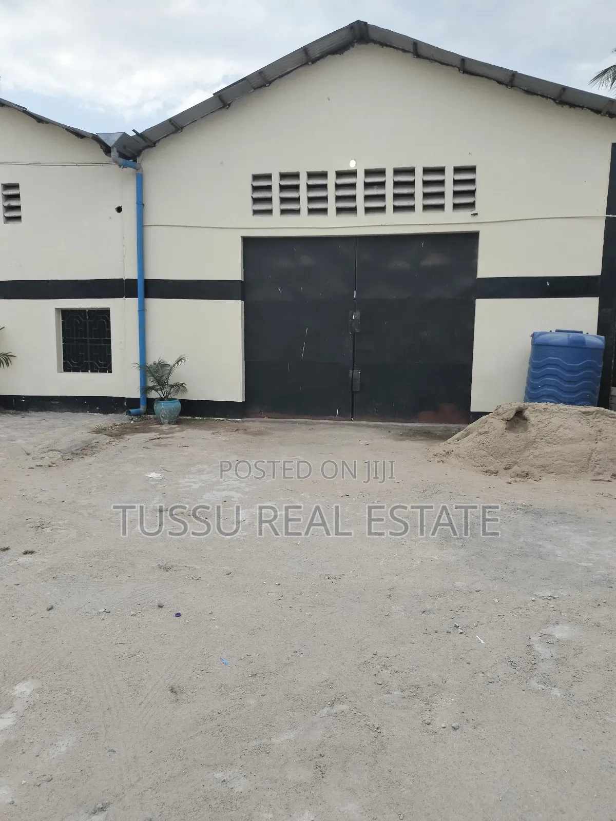 Warehouse House for Rent at Tegeta in Kinondoni