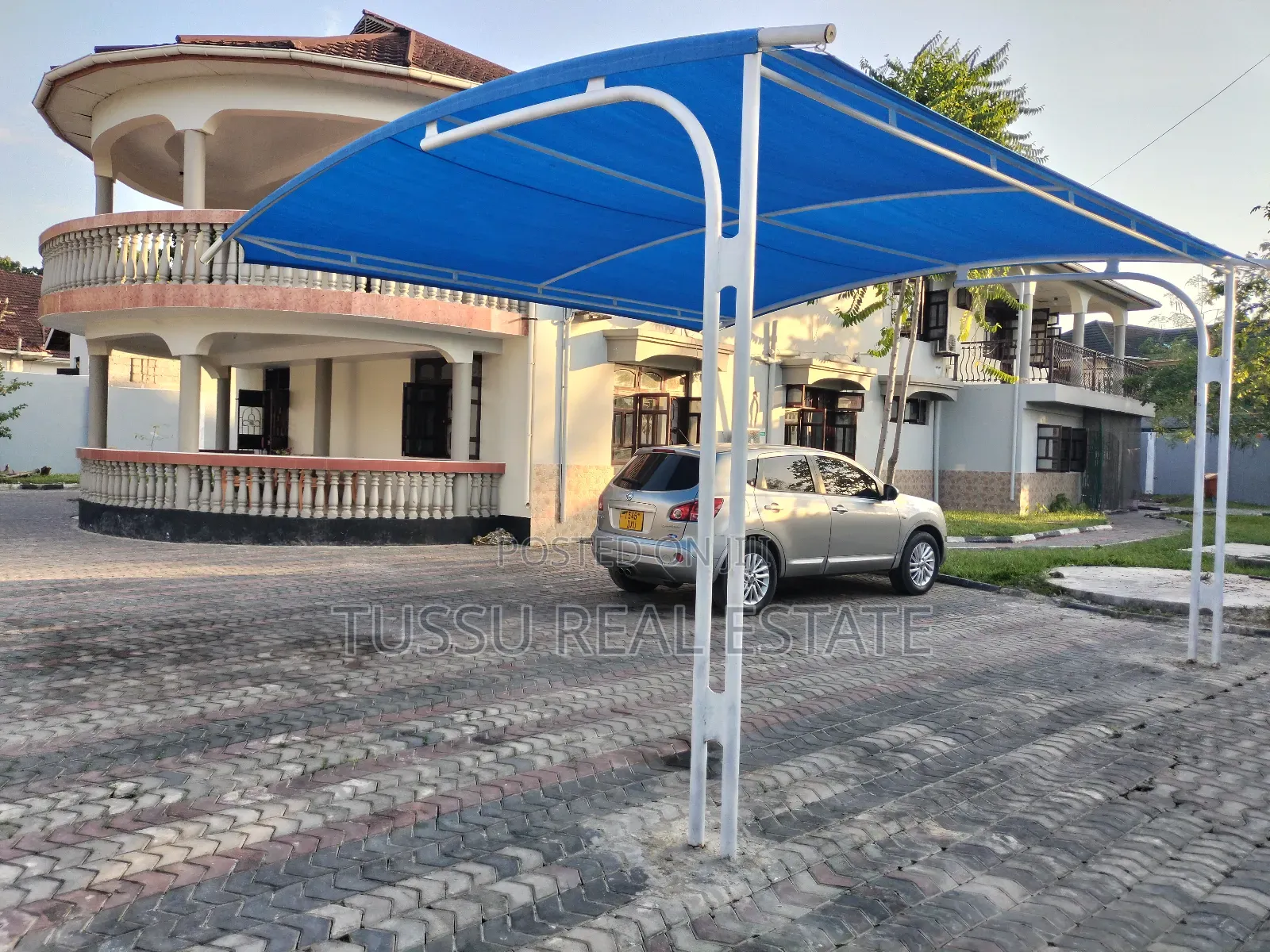 Furnished 5bdrm House in Mbezibeach Jangwani, Kinondoni for rent in Kinondoni