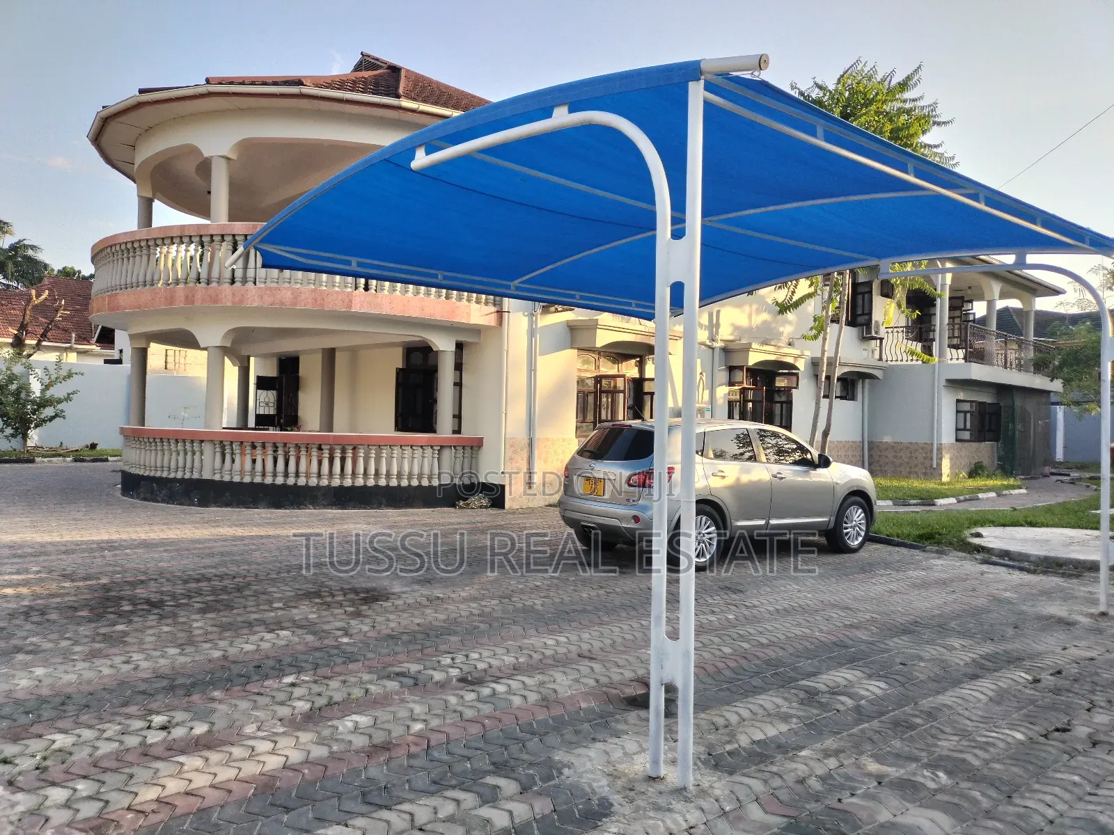 Furnished 5bdrm House in Mbezibeach Jangwani, Kinondoni for rent in Kinondoni
