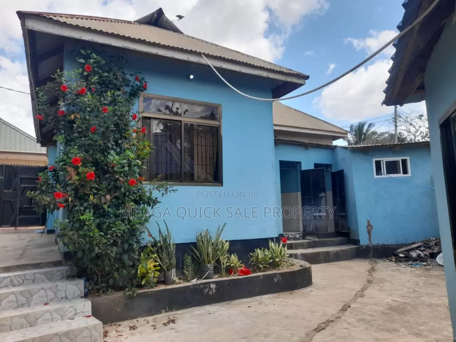 12bdrm House in Goba for sale in Goba