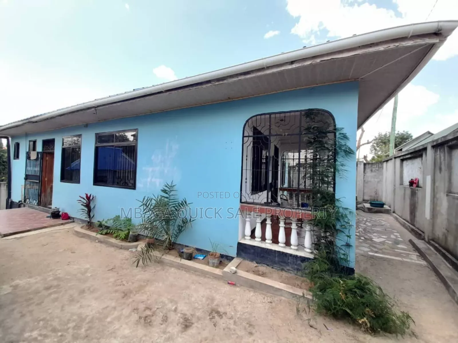 12bdrm House in Goba for sale in Goba