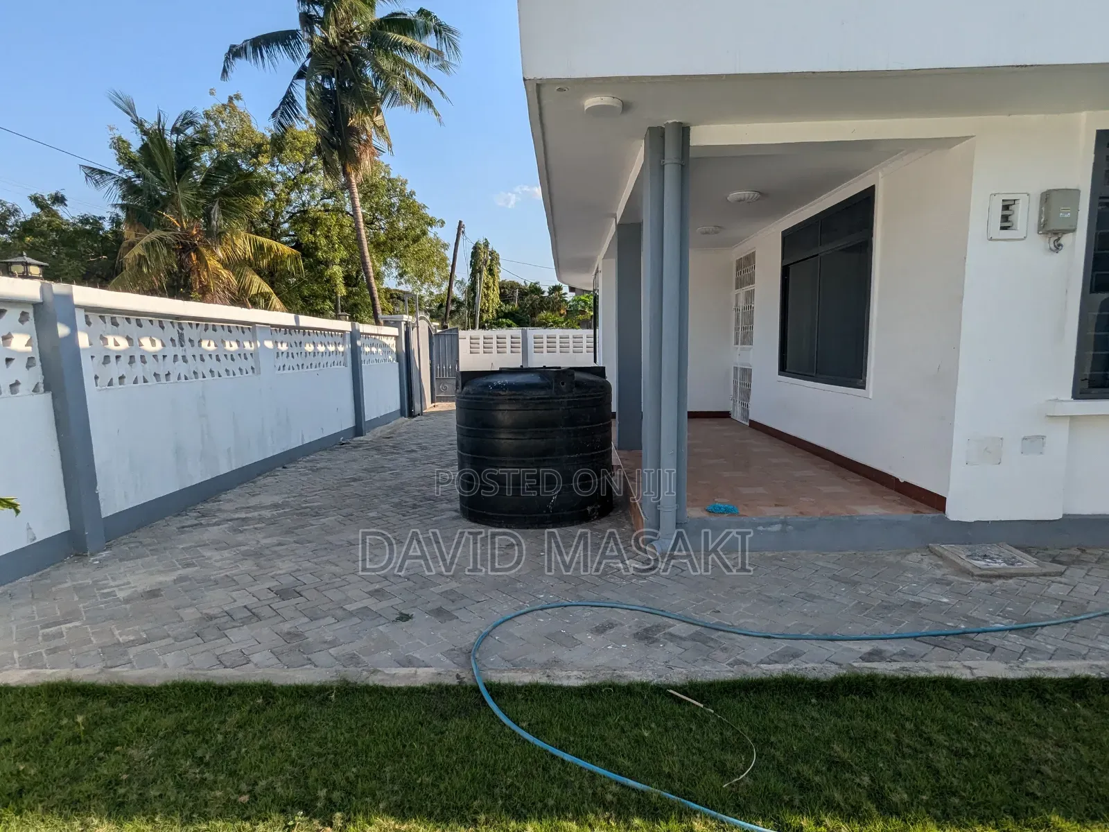6bdrm Bungalow in Bungalow, Mikocheni for rent in Mikocheni