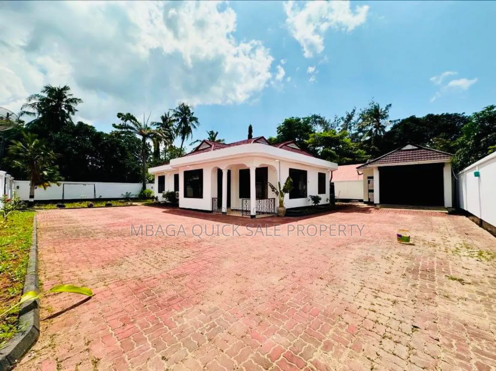 3bdrm House in Mikochen Warioba, Mikocheni for rent in Mikocheni