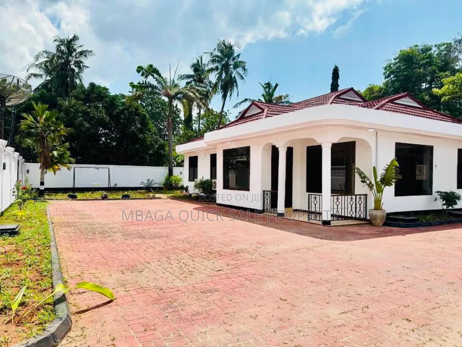 3bdrm House in Mikochen Warioba, Mikocheni for rent in Mikocheni