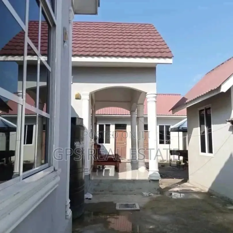 House for Sell at Mbwen Jkt in Kinondoni