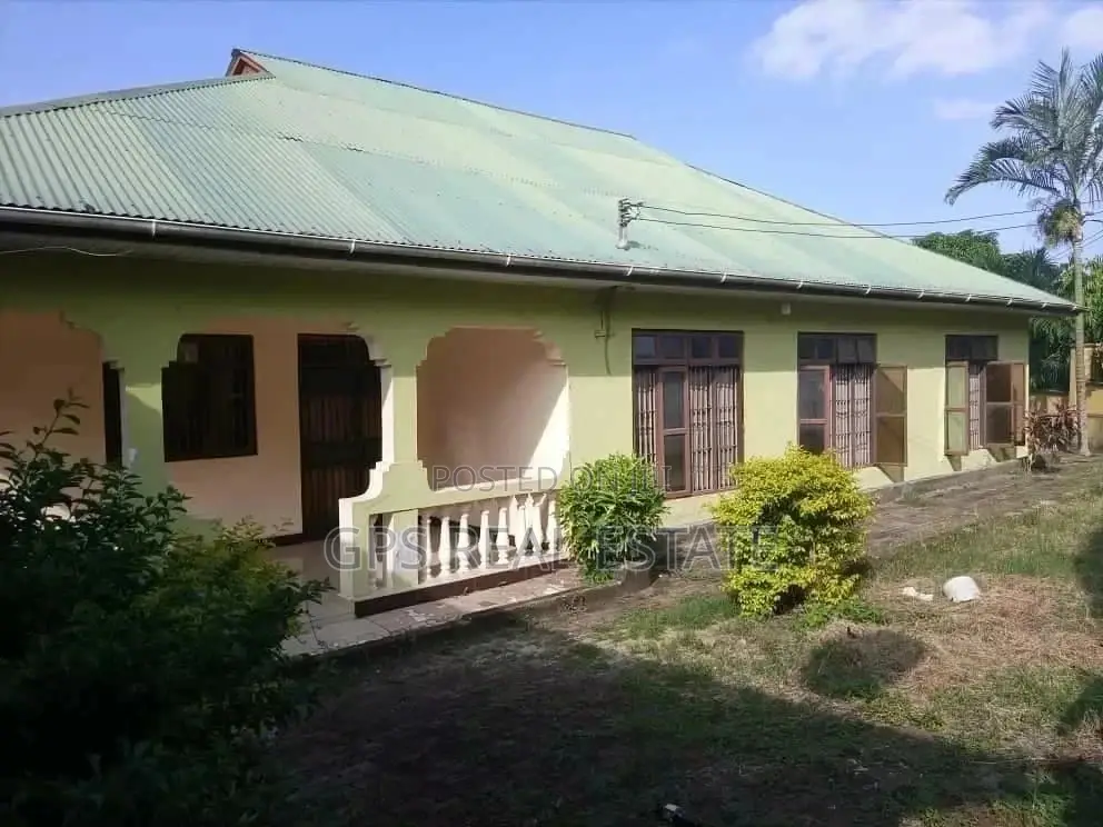 House At Kimara Mwisho With Title For Sale in Kinondoni