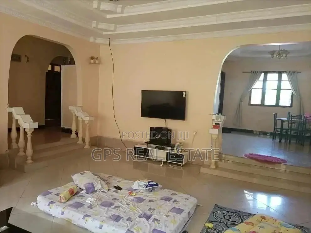 House At Kimara Mwisho With Title For Sale in Kinondoni