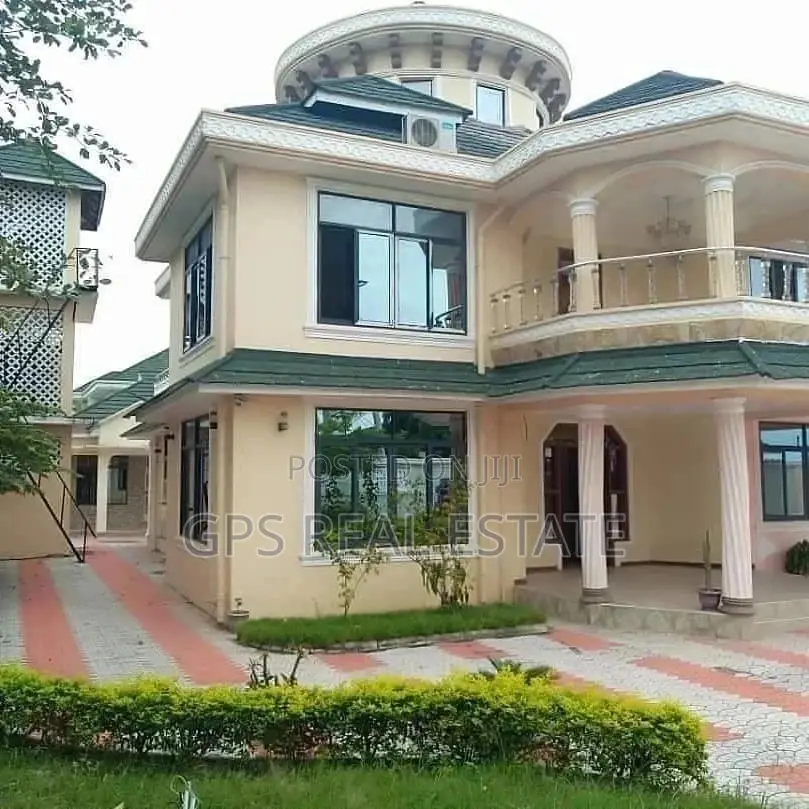 Great House For Rent in Kinondoni
