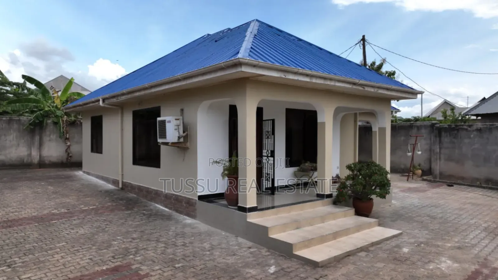 3bdrm House in Kunduchi Dsm, Kinondoni for sale in Kinondoni