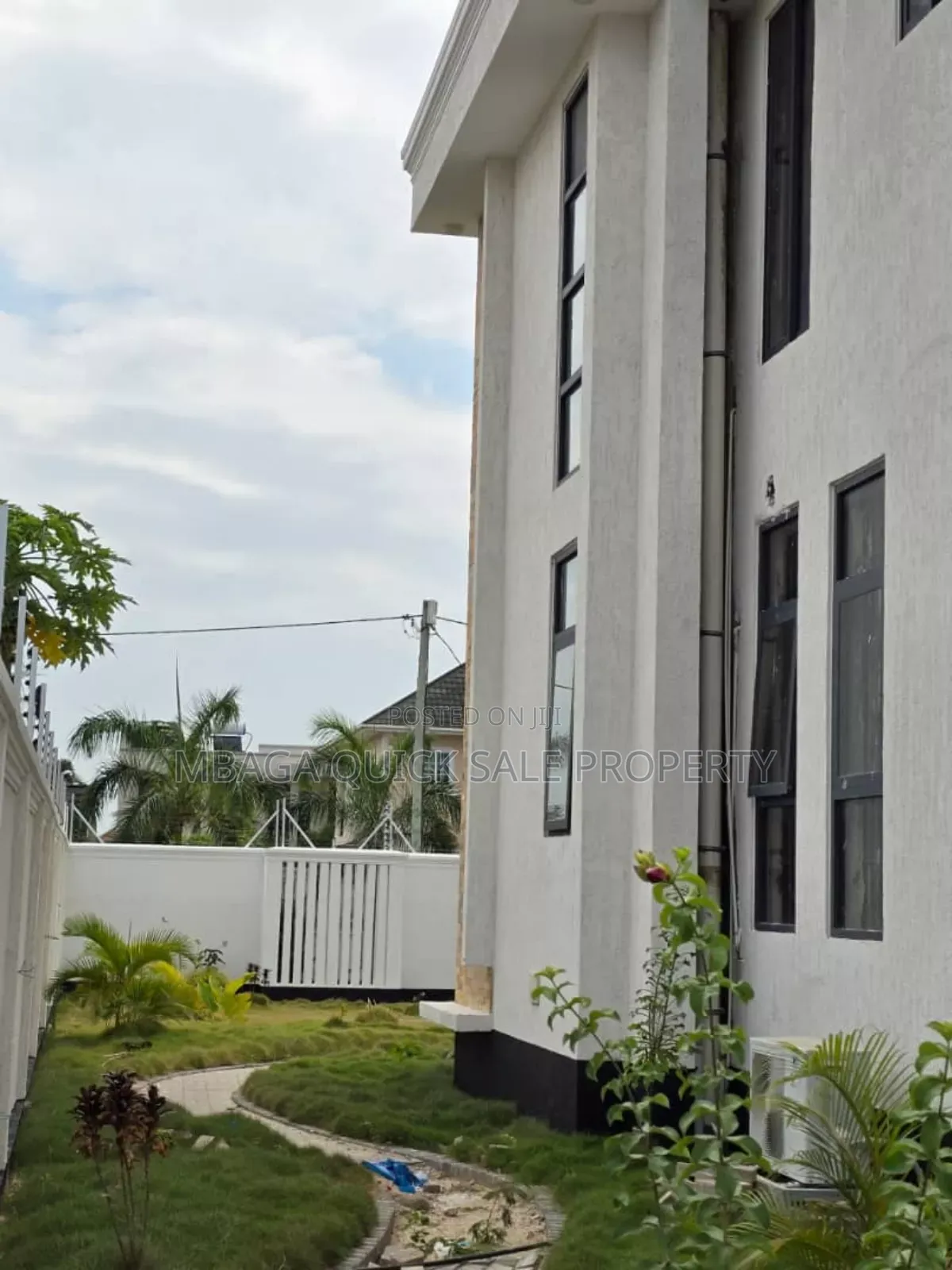 4bdrm House in Mbweni Mpiji for sale in Mbweni