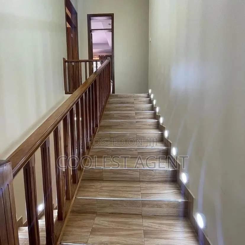 3bdrm Duplex in Masaki, Kinondoni for rent in Kinondoni