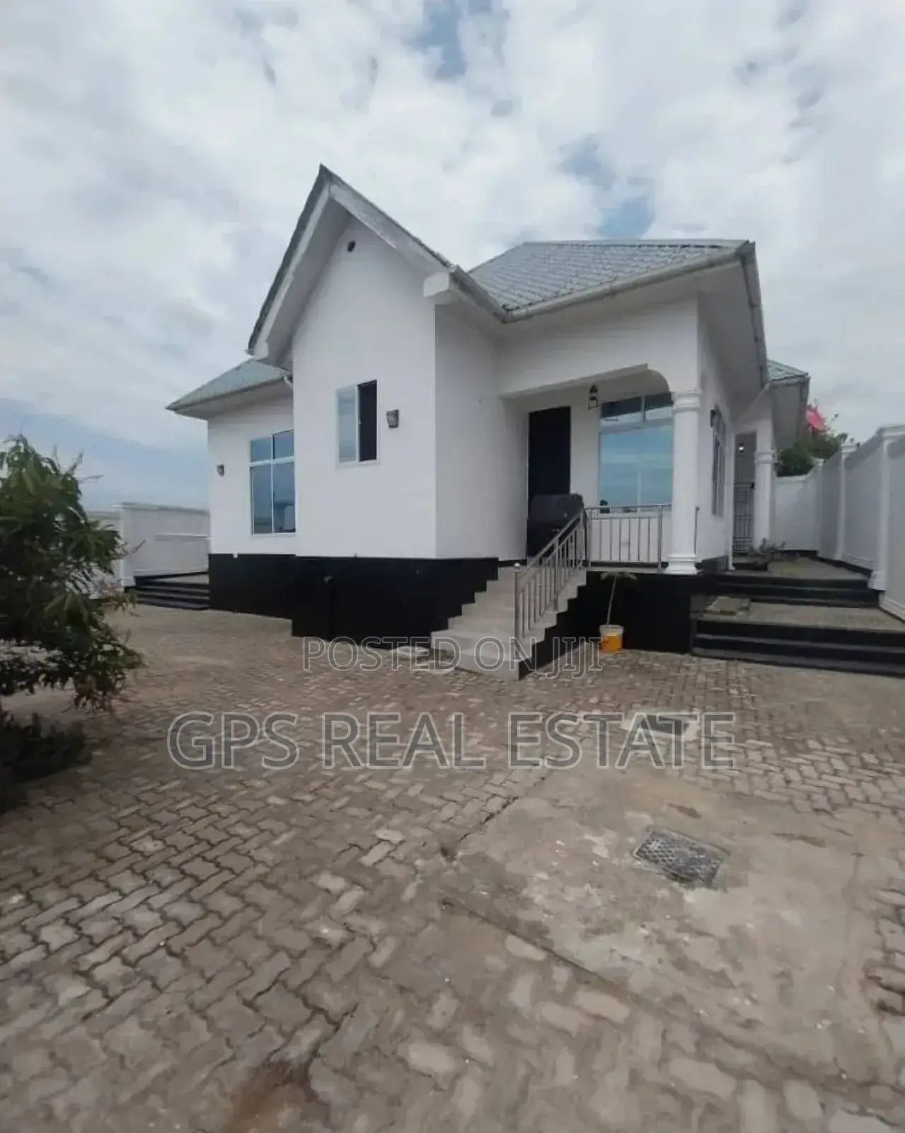 4bdrm House in Tegeta Wazo, Kinondoni for sale in Kinondoni