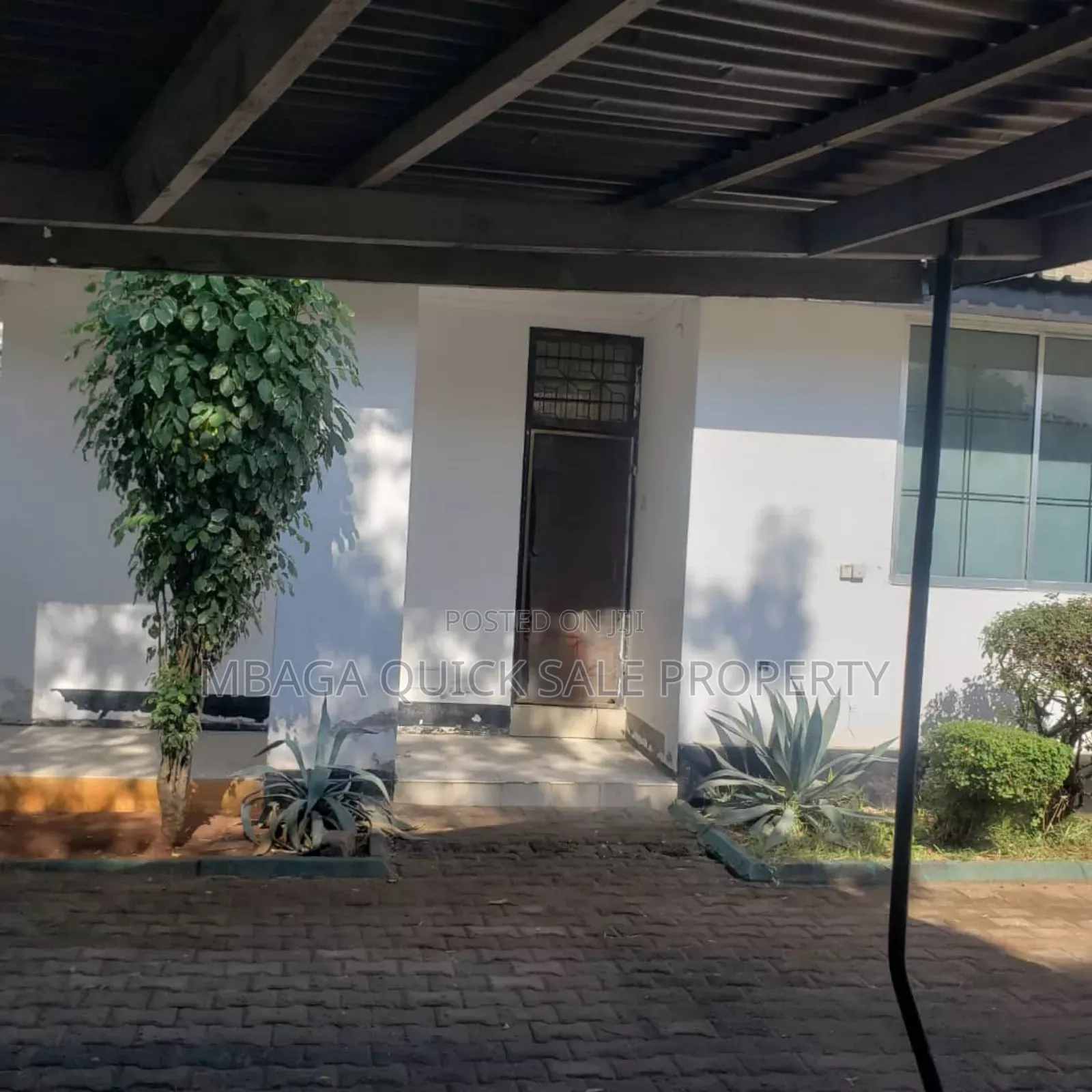 3bdrm Apartment in Mikochen, Mikocheni for rent in Mikocheni