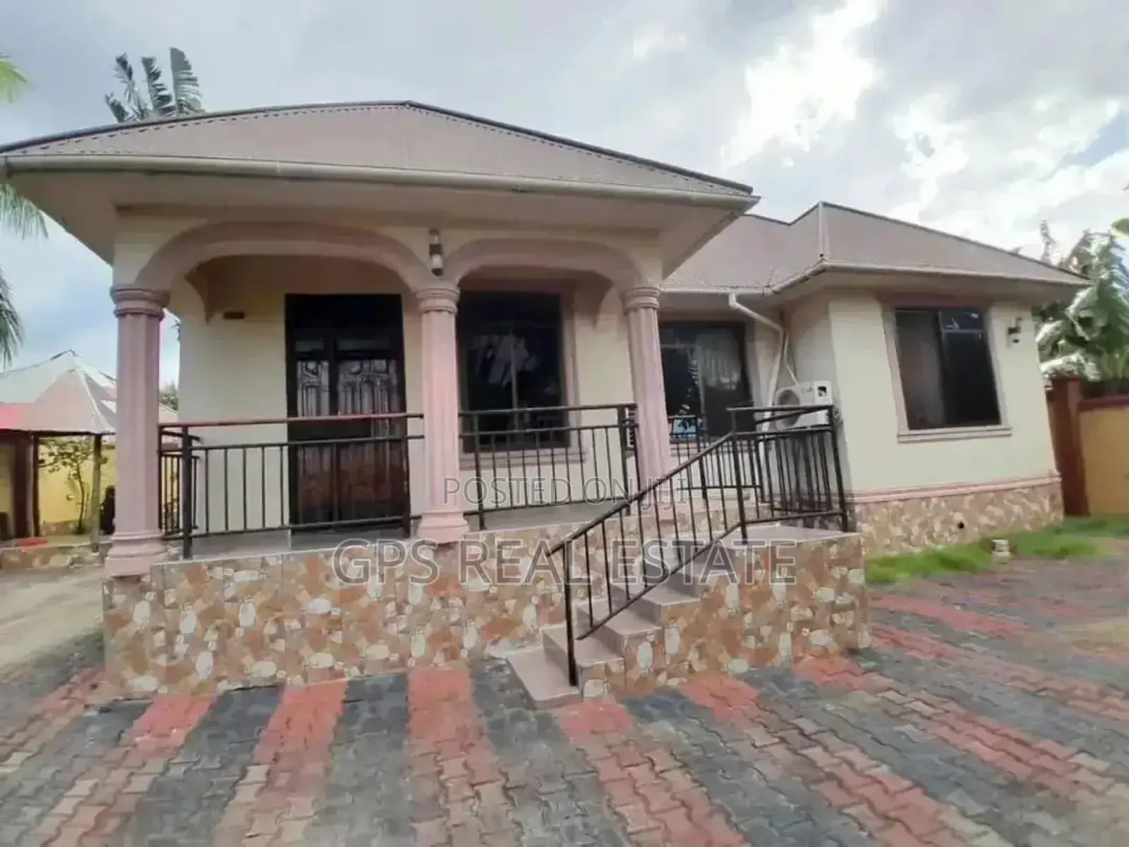 3bdrm House in Madale Mbopo, Kinondoni for sale in Kinondoni