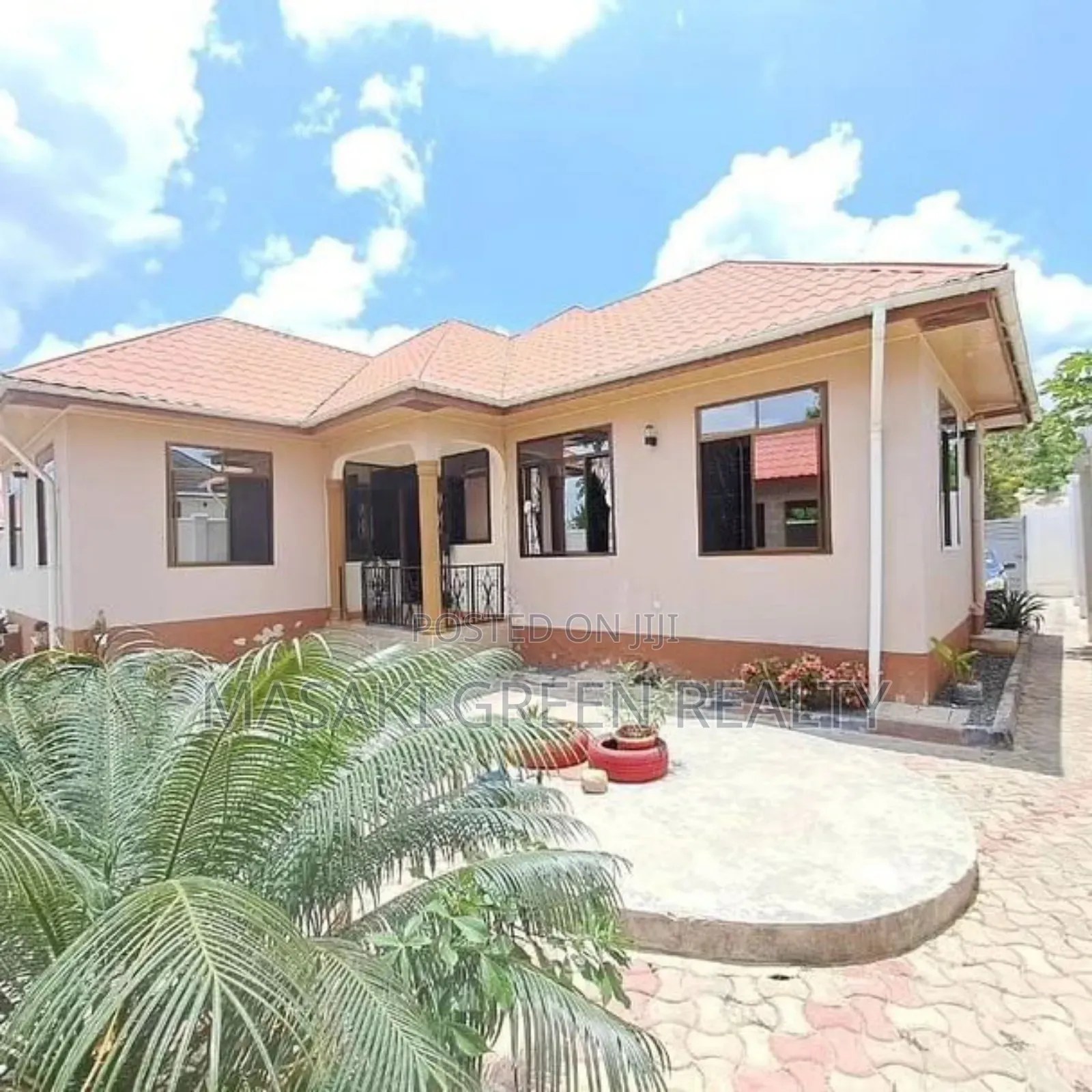 5bdrm House in Goba Estate, Kinondoni for sale in Kinondoni