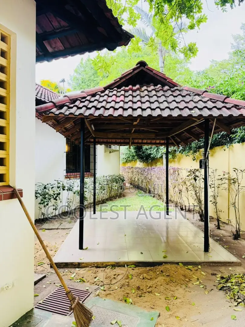 Furnished 4bdrm Villa in Oysterbay, Kinondoni for rent in Kinondoni