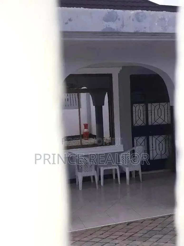 Morden House For Sell in Kinondoni