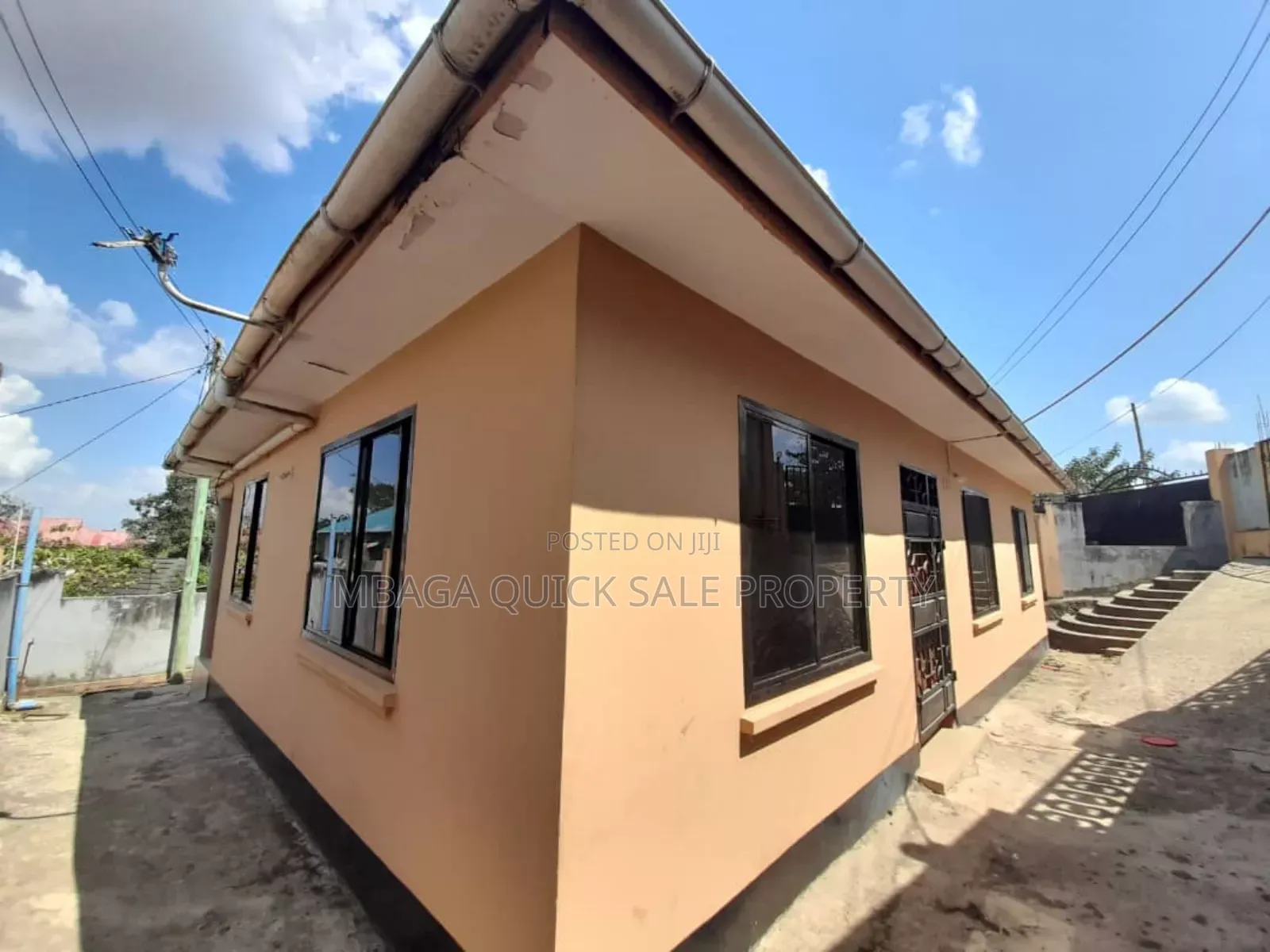 3bdrm House in Kimara Temboni, Mbezi for sale in Mbezi