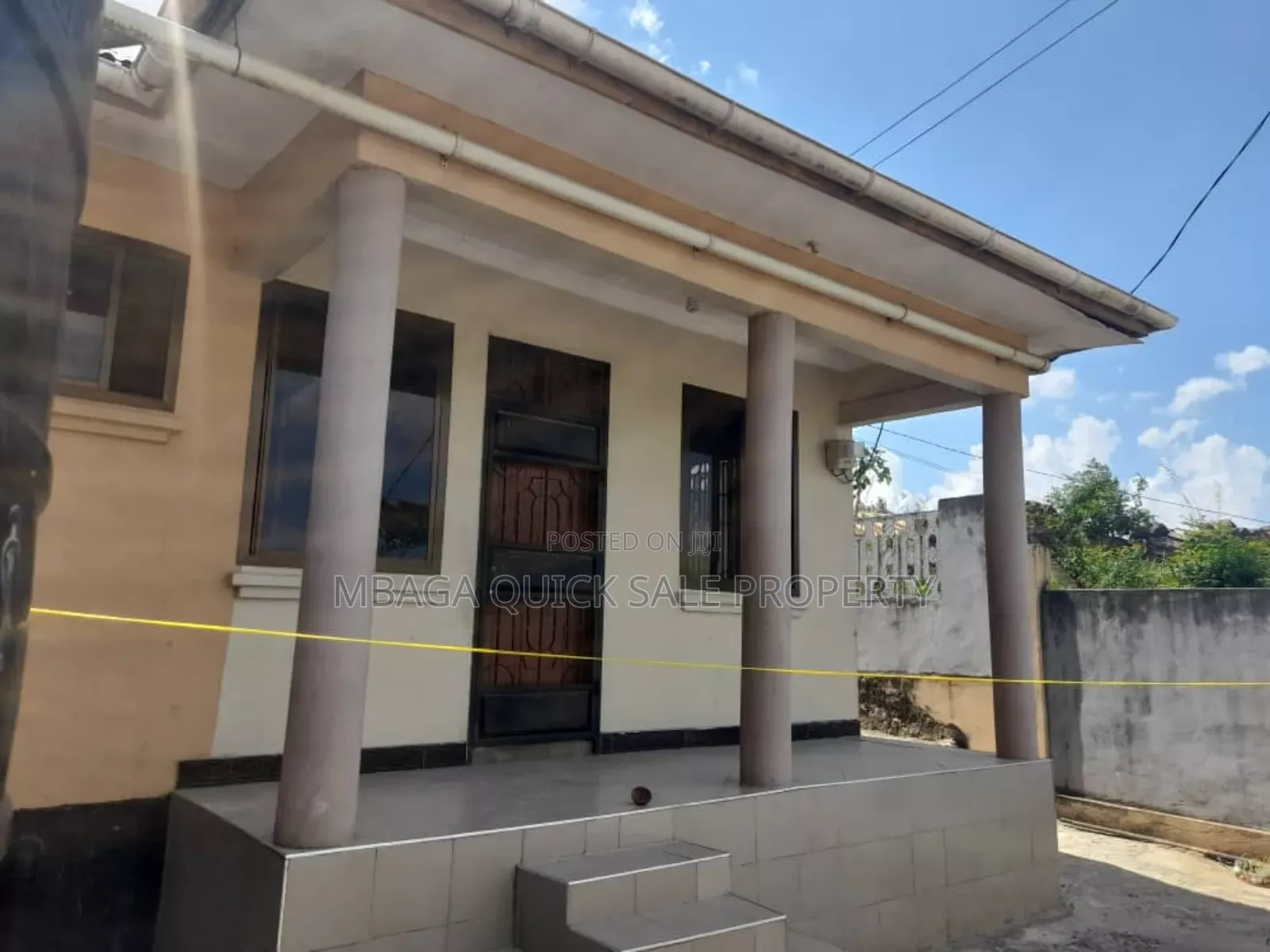 3bdrm House in Kimara Temboni, Mbezi for sale in Mbezi