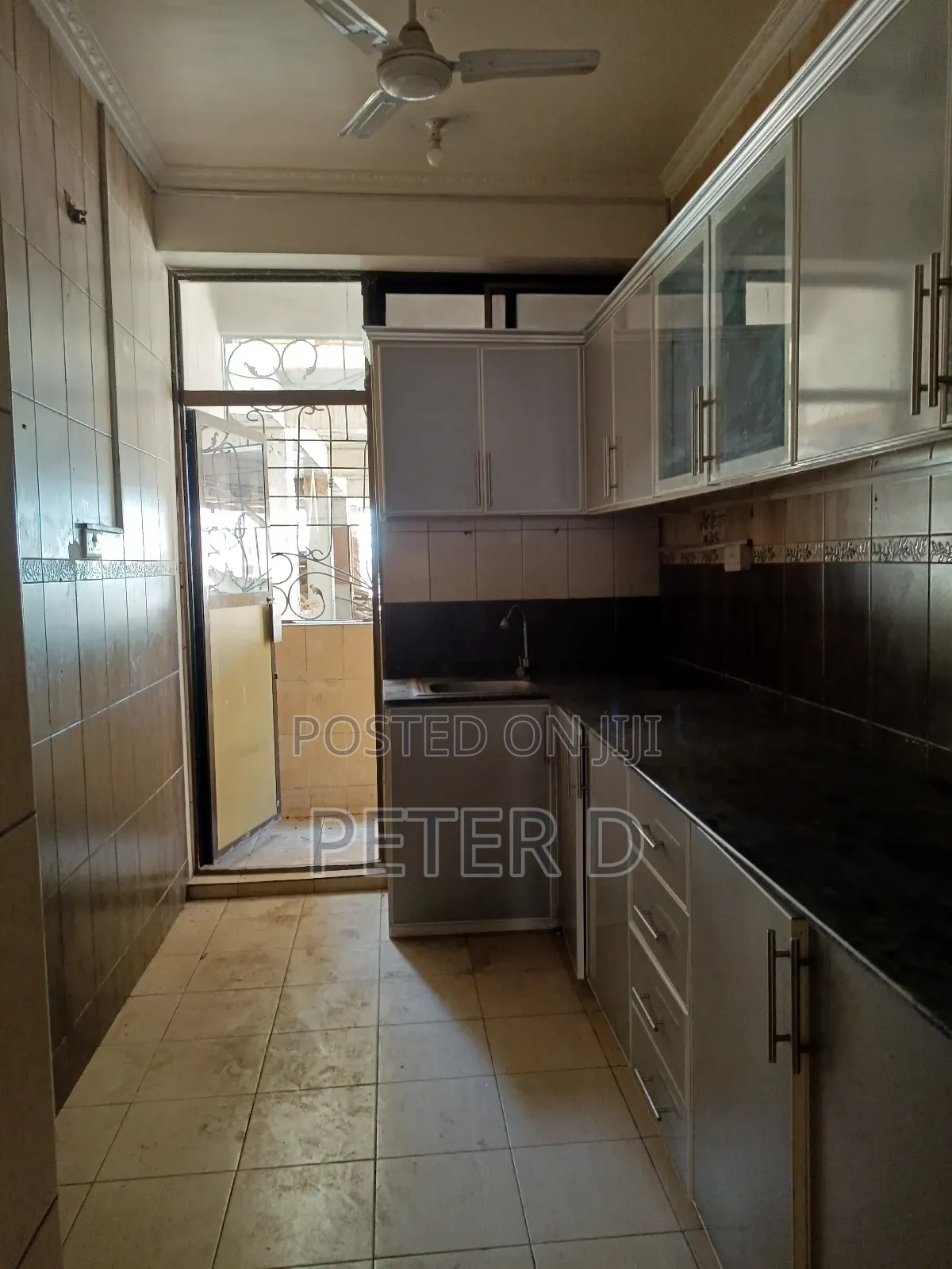 3bdrm Apartment in Kariakoo for rent in Kariakoo