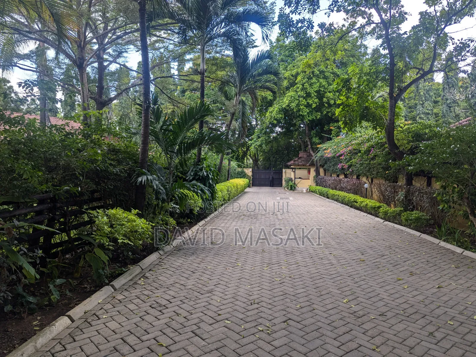 Furnished 3bdrm Bungalow in Villas Oysterbay for rent in Oyster Bay