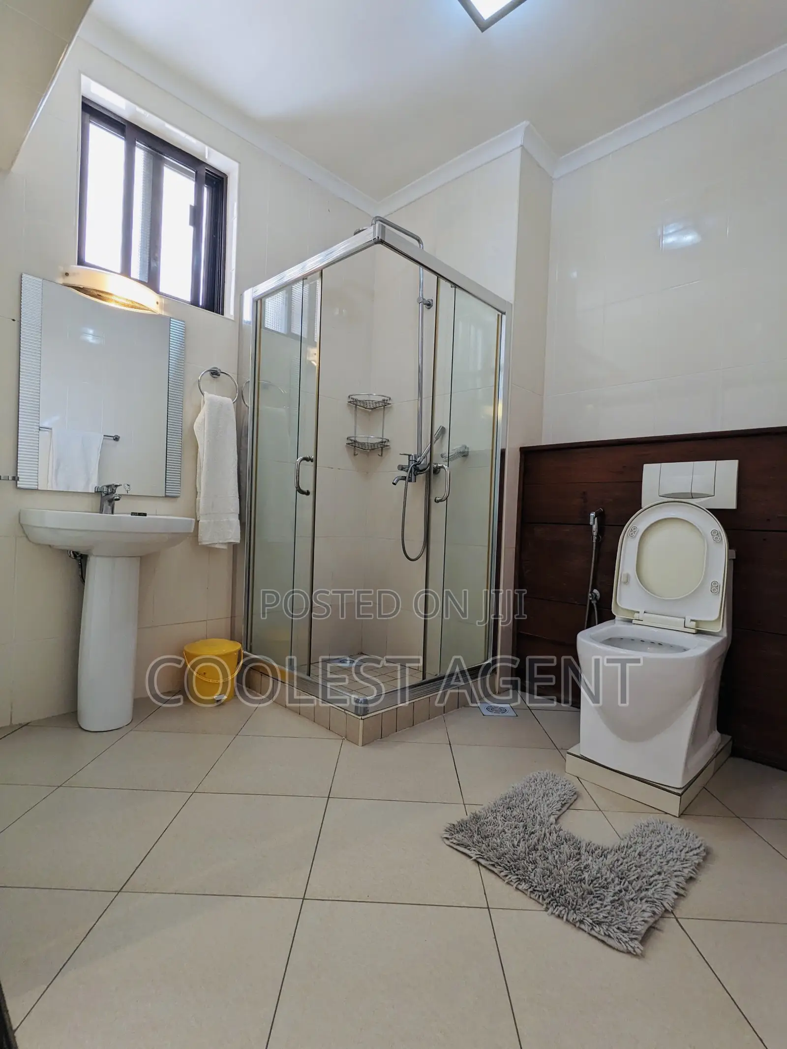 Furnished 3bdrm Villa in Mbezibeach, Kinondoni for rent in Kinondoni