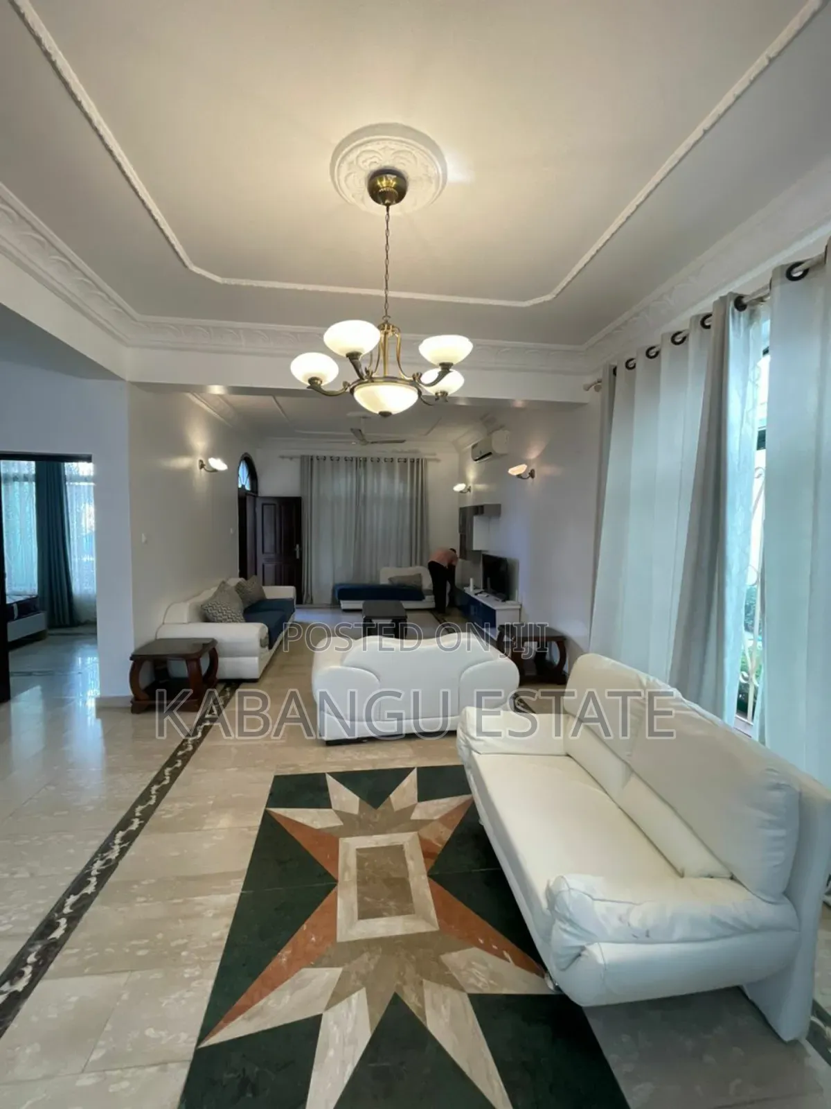Furnished 4bdrm Villa in Oysterbay for rent in Oyster Bay