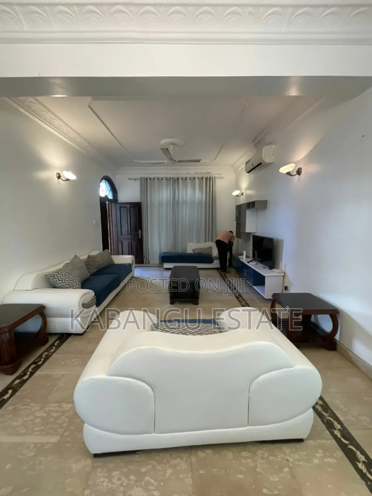 Furnished 4bdrm Villa in Oysterbay for rent in Oyster Bay