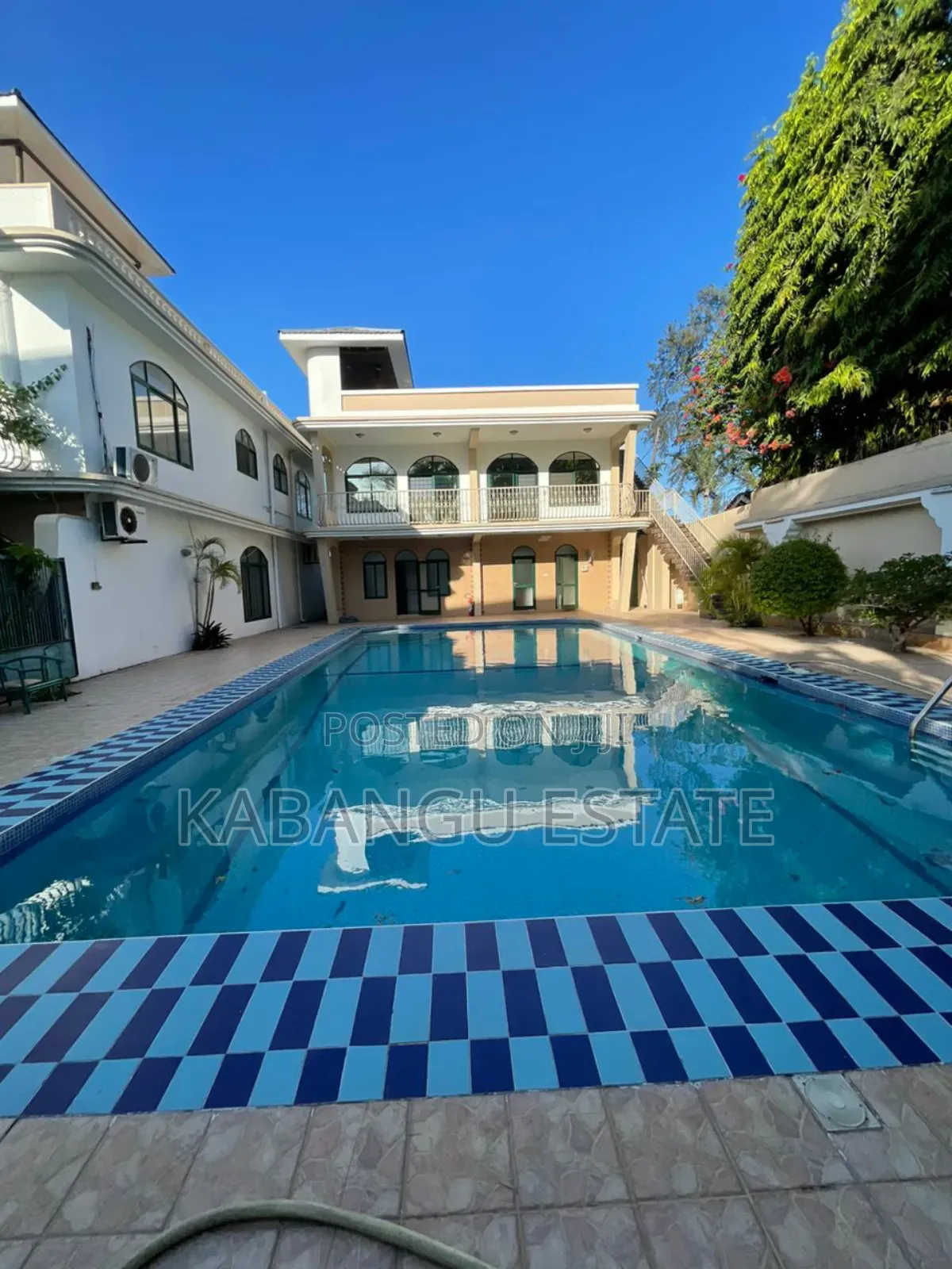 Furnished 4bdrm Villa in Oysterbay for rent in Oyster Bay