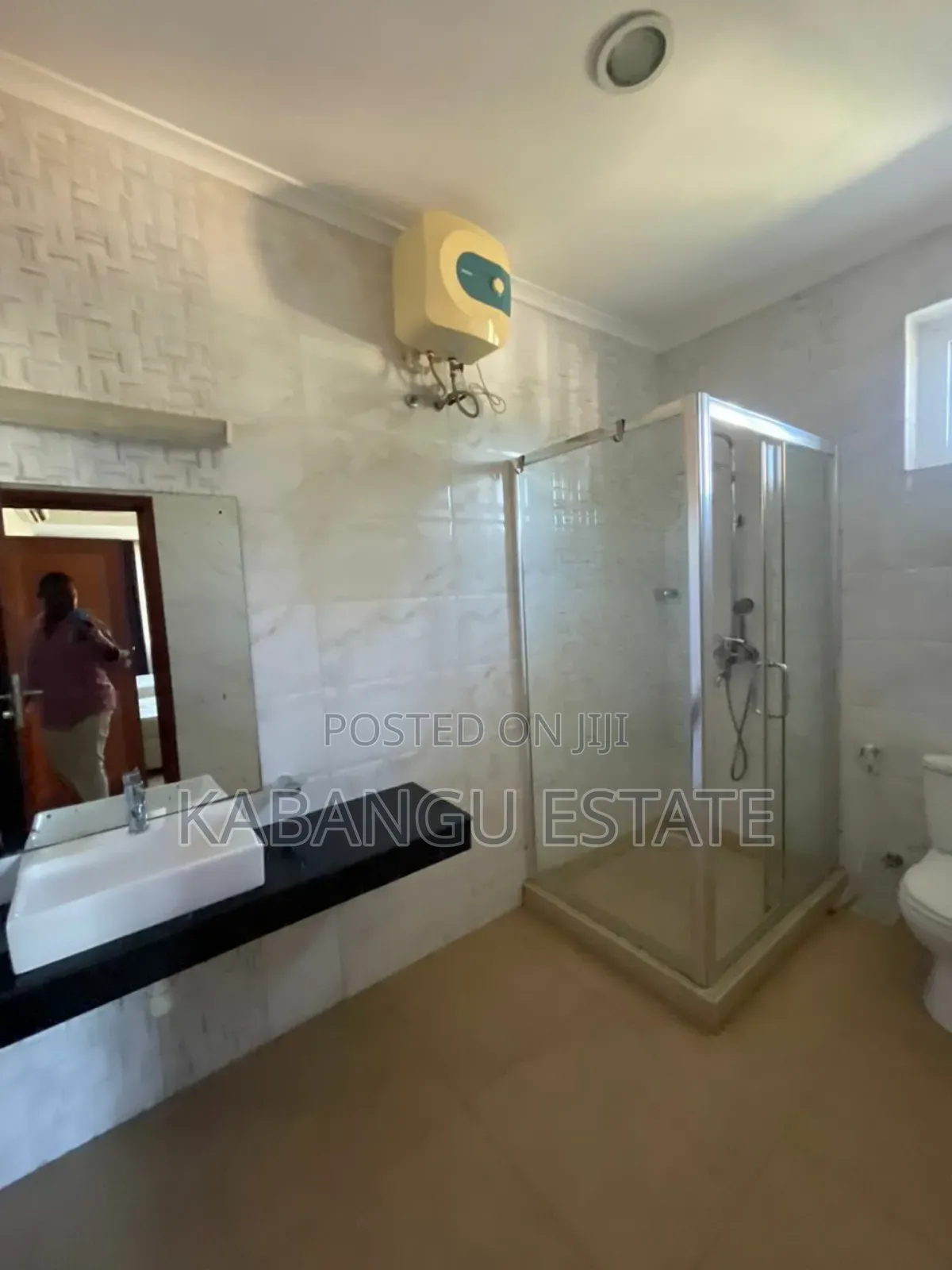 Furnished 4bdrm Villa in Oysterbay for rent in Oyster Bay