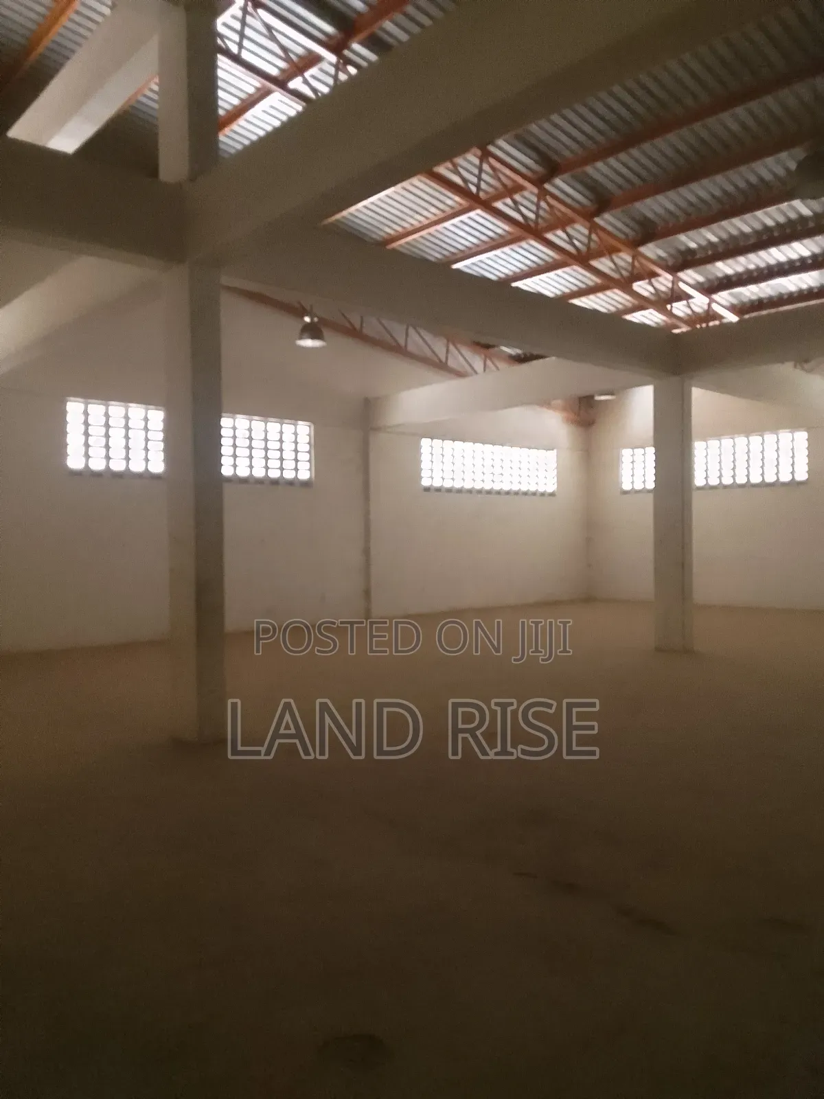 800 SQM Warehouse in Chang'ombe in Chang'ombe