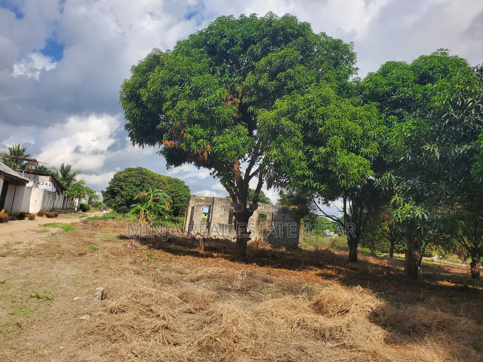 Plot for Sale Mbopo Madale in Goba