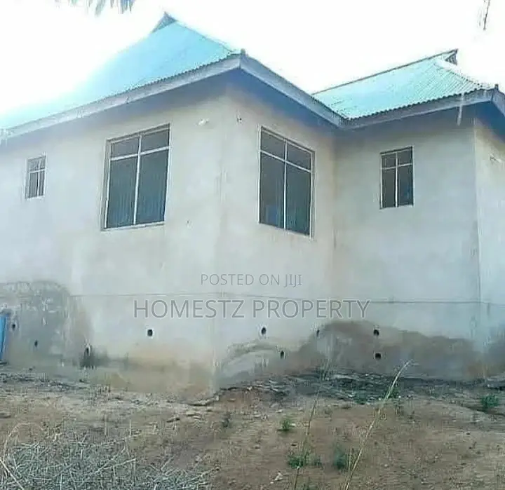 A House for Sale at Njia Panda Tegeta A in Kinondoni