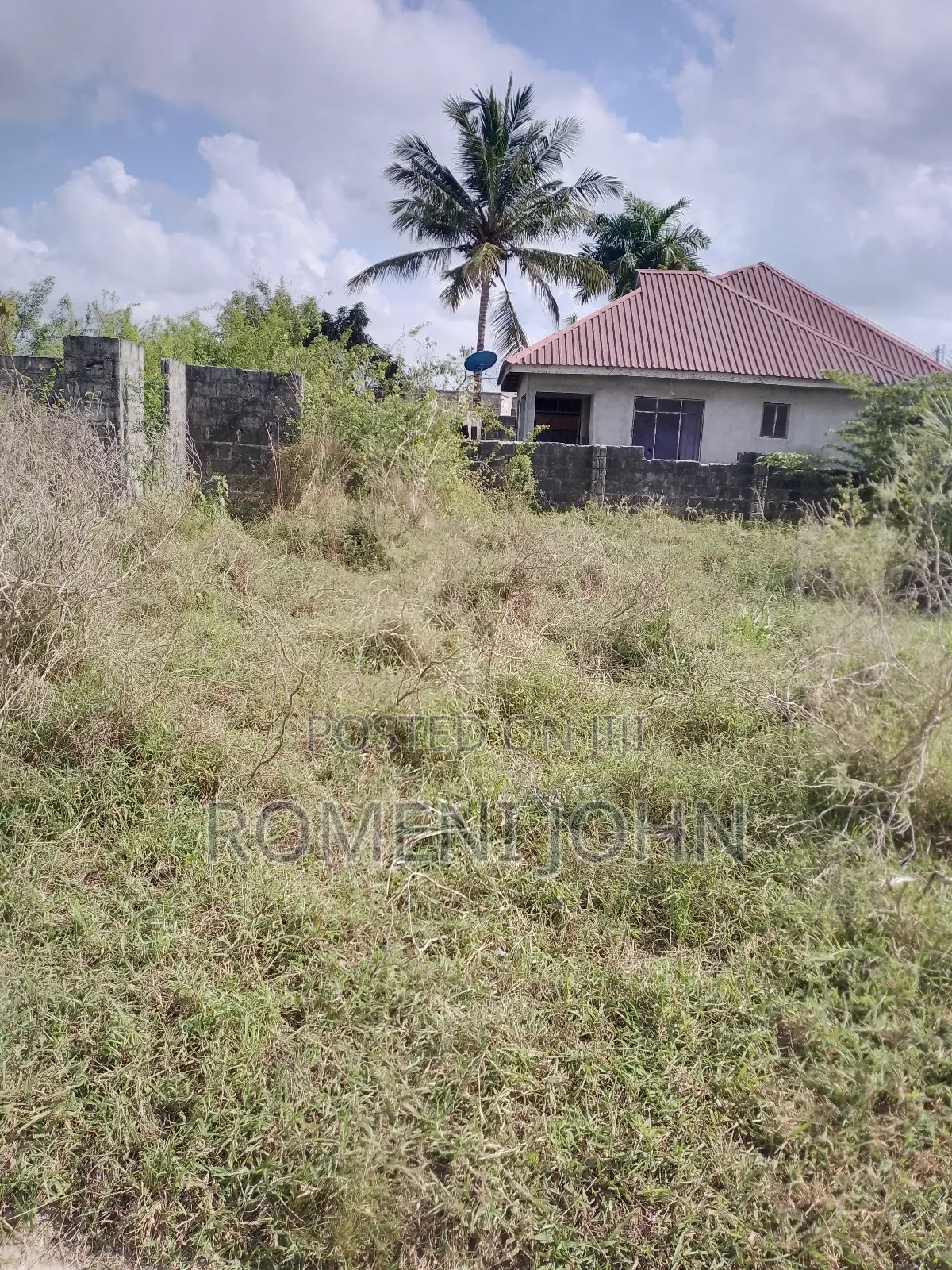 Kiwanja Sqmita 400 Kinauzwa Ml 8 Majohe Viwege. in Ilala