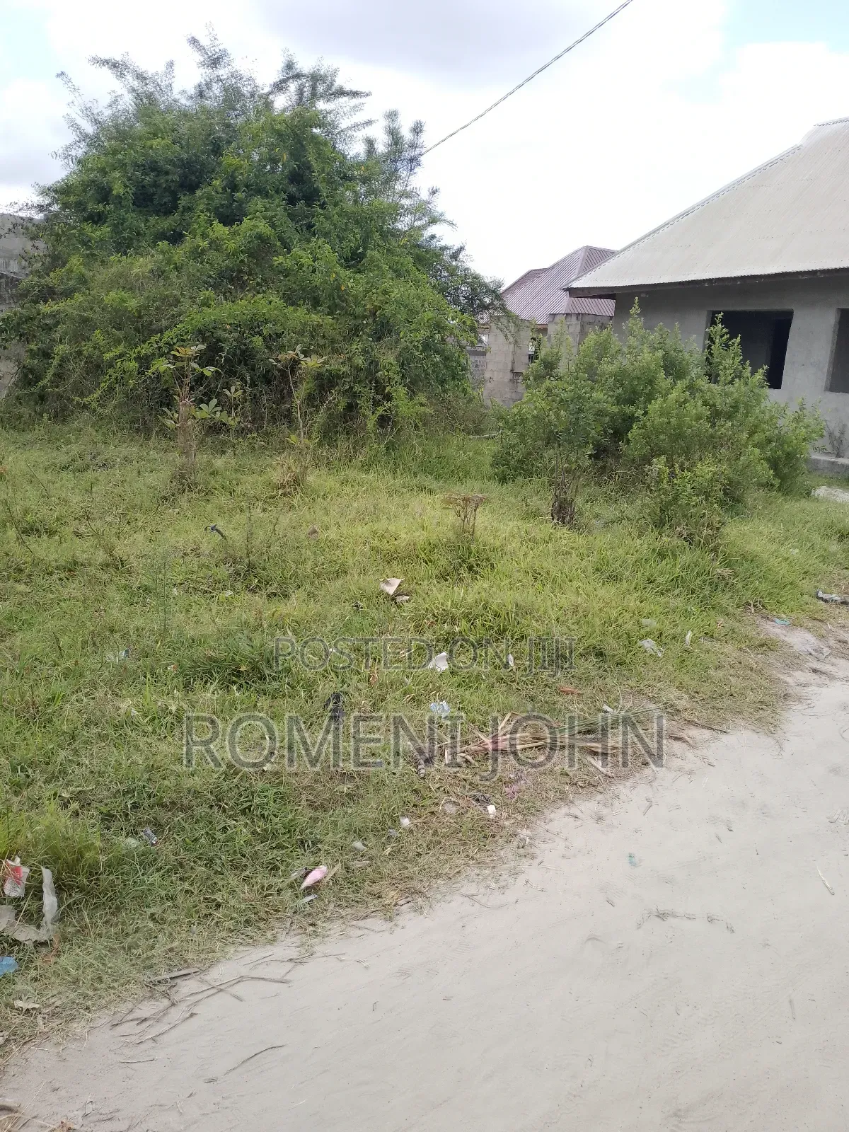 Kiwanja Sqmita 400 Kinauzwa Milioni 9.5 Majohe Viwege. in Ilala