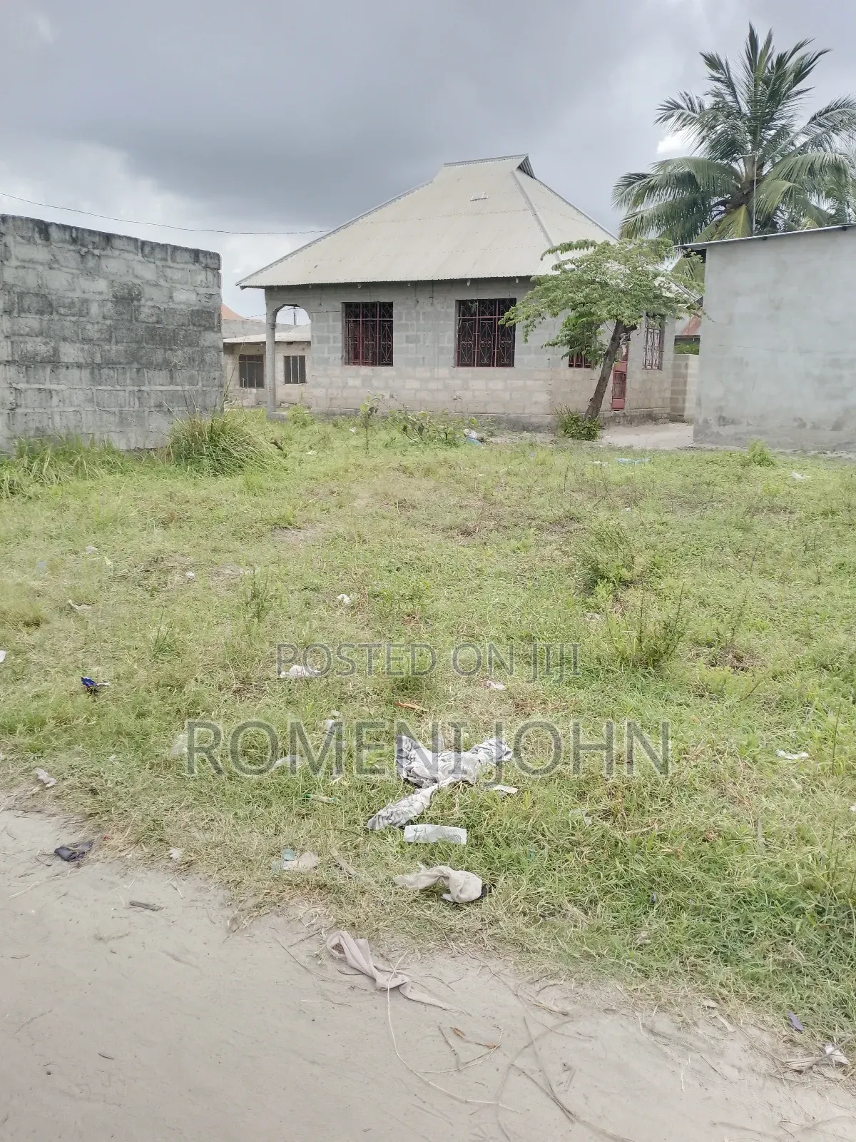 Kiwanja Sqmita 400 Kinauzwa Milioni 9.5 Majohe Viwege. in Ilala