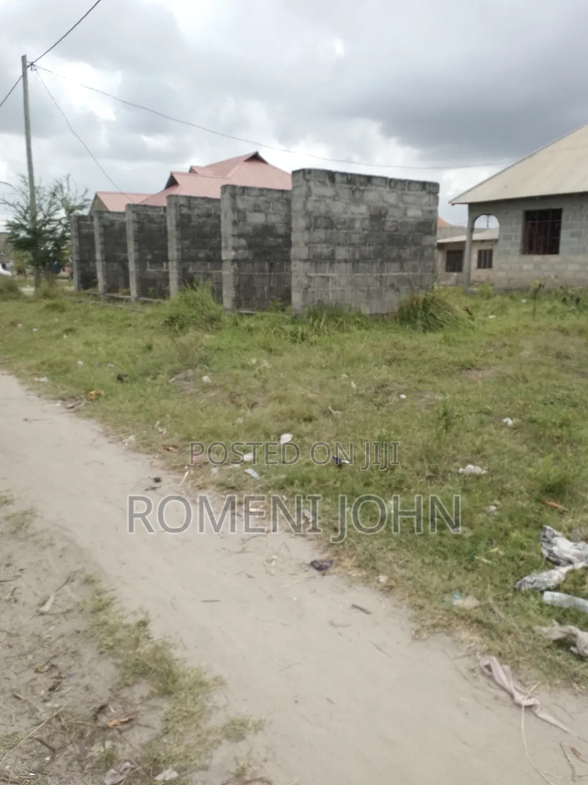 Kiwanja Sqmita 400 Kinauzwa Milioni 9.5 Majohe Viwege. in Ilala
