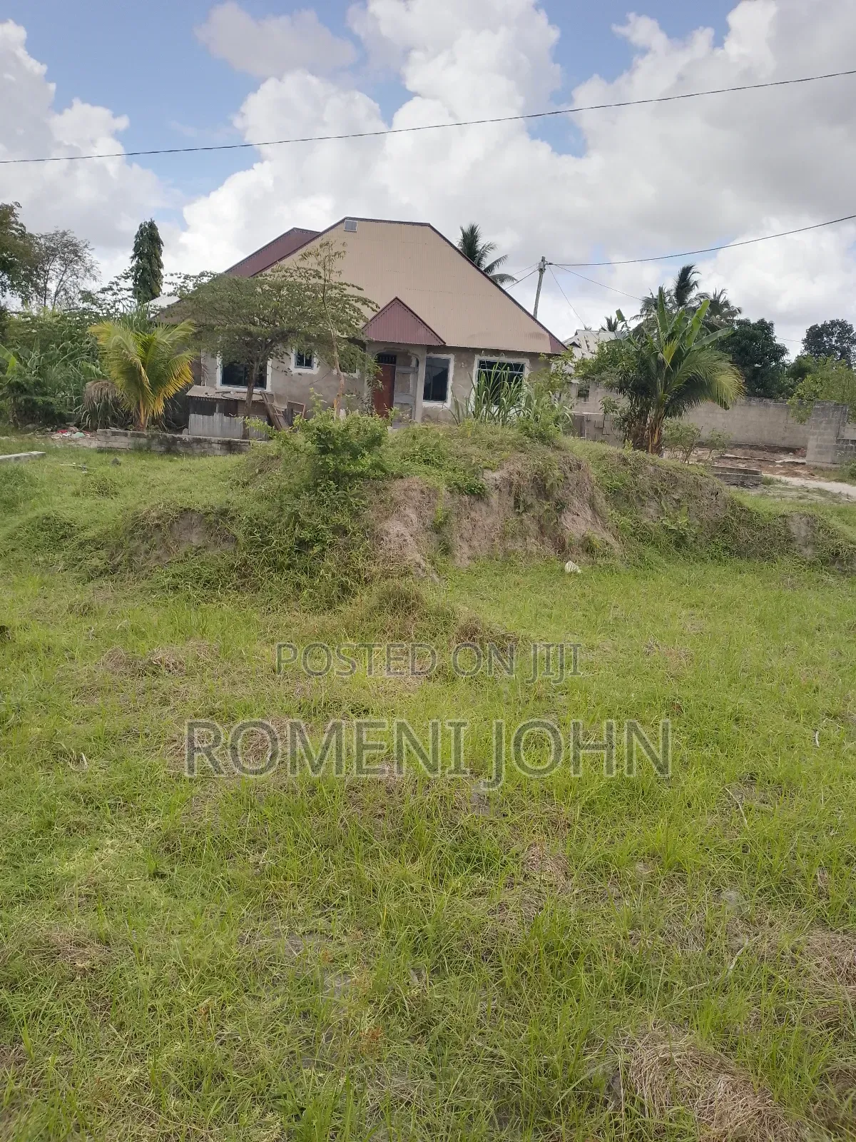 Eneo La Kibiashara Na Makazi Linauzwa Ml 12.5 Majohe Viwege. in Ilala